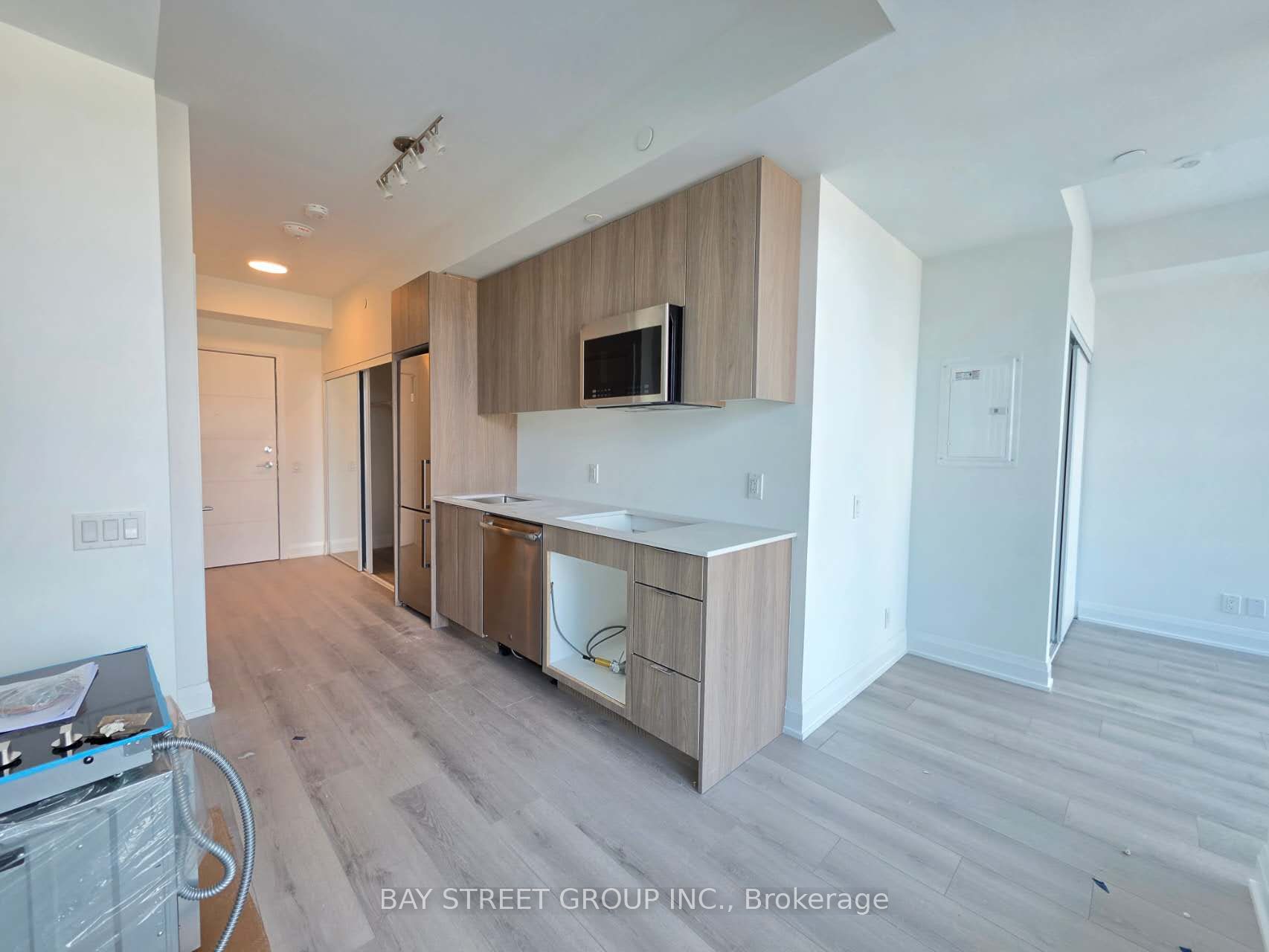 20 Deans Drive 421, Toronto, ON M1L 0J7 photo 4