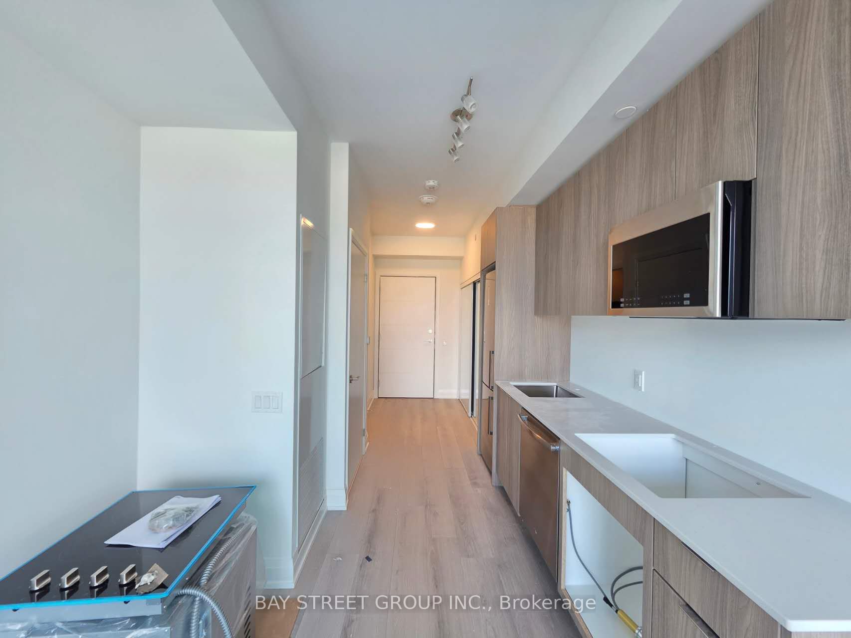 20 Deans Drive 421, Toronto, ON M1L 0J7 photo 5