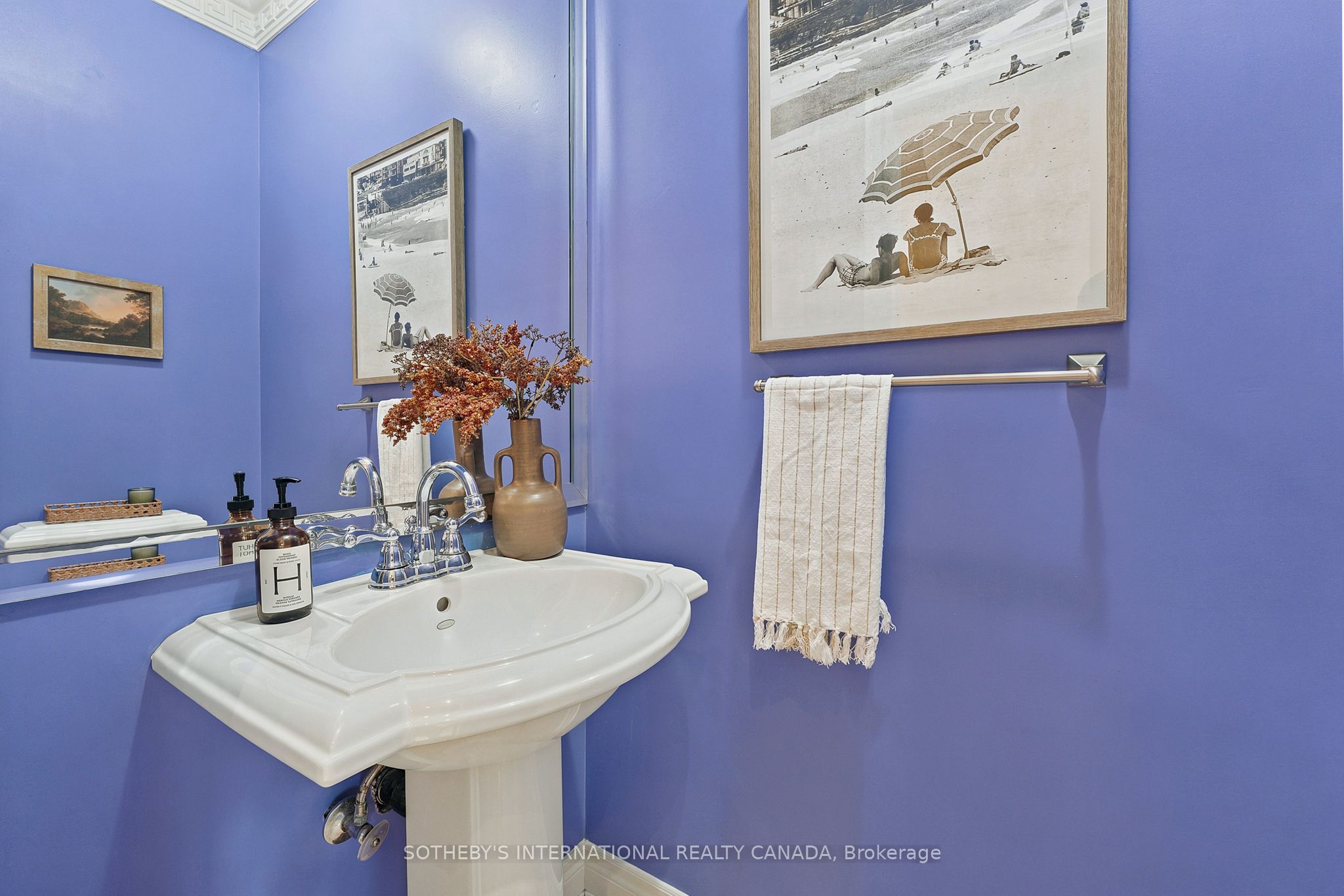 93 Eaton Avenue, Toronto, ON M4J 2Z4 photo 5