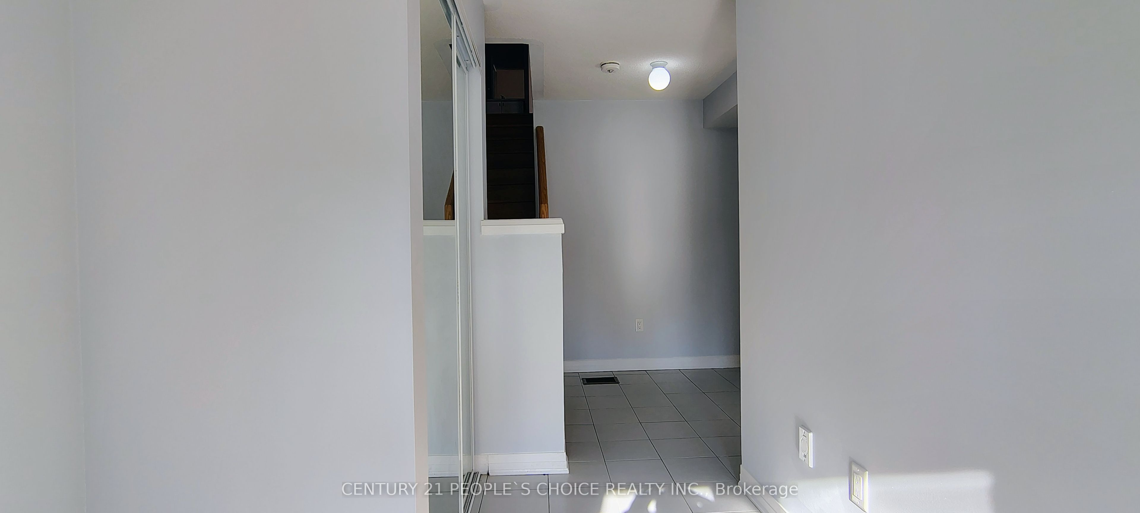1569 Green Road, Clarington, ON L1C 7E5 photo 2