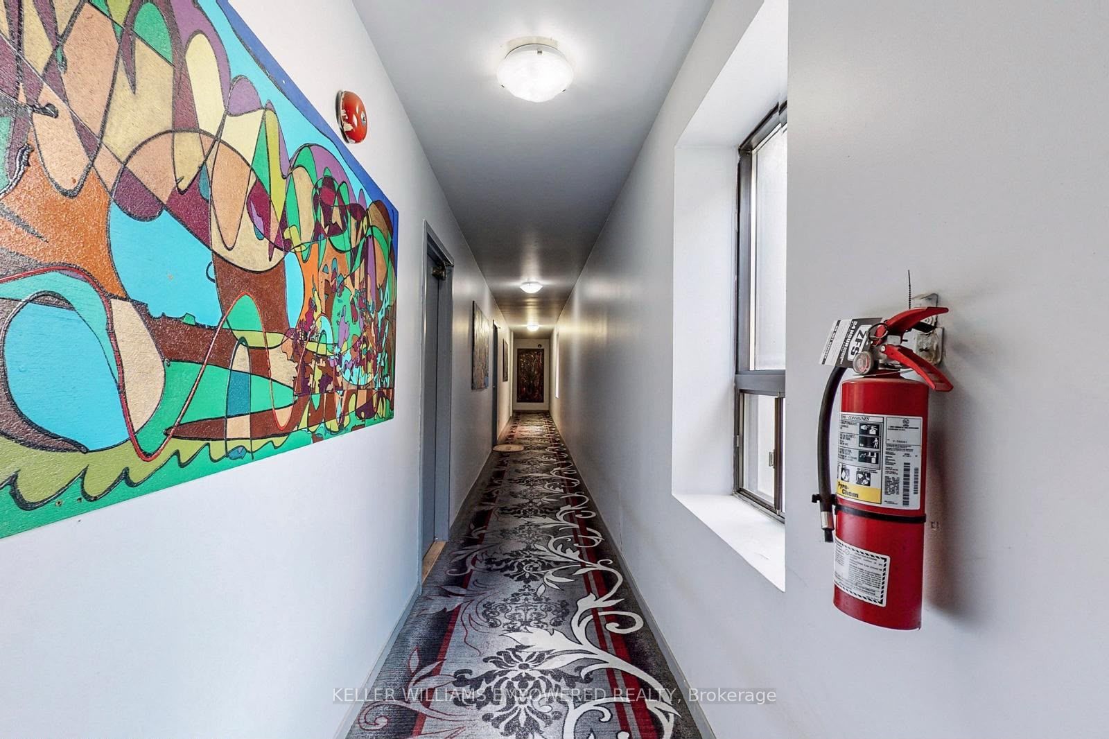 575 Pape Avenue C, Toronto, ON M4K 3R5 photo 4