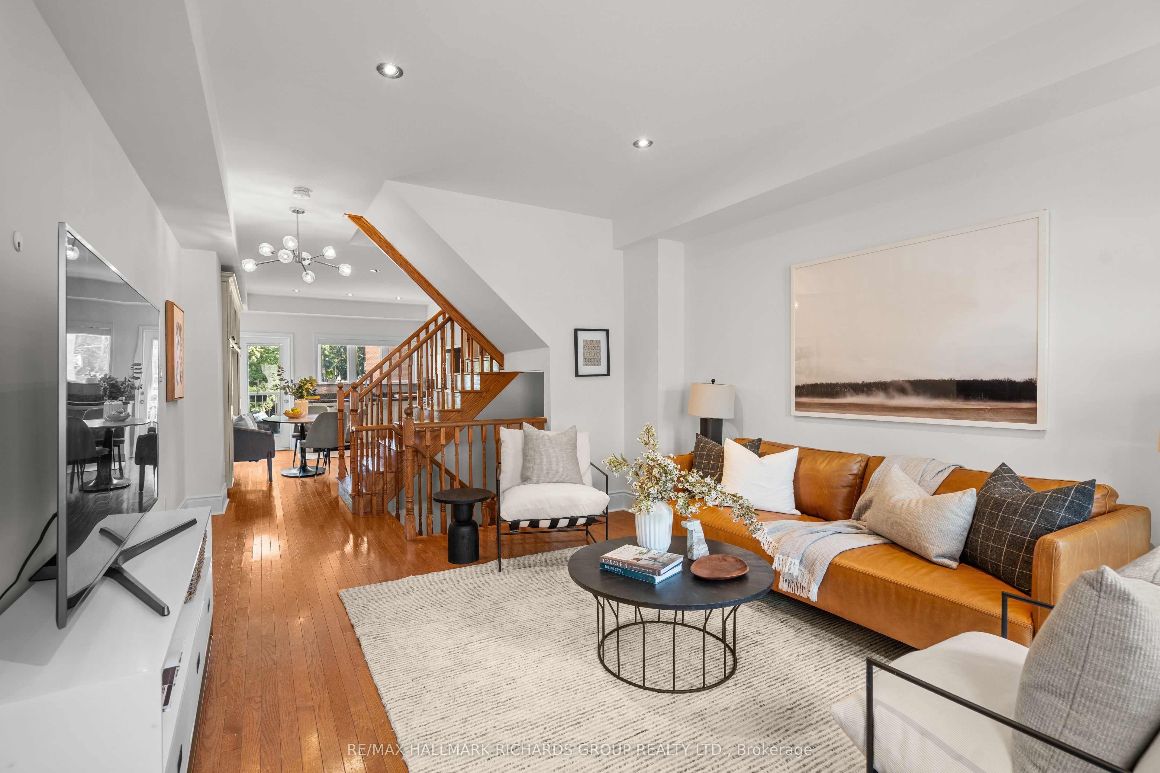 287 Kingston Road, Toronto, ON M4L 1T6 photo 3