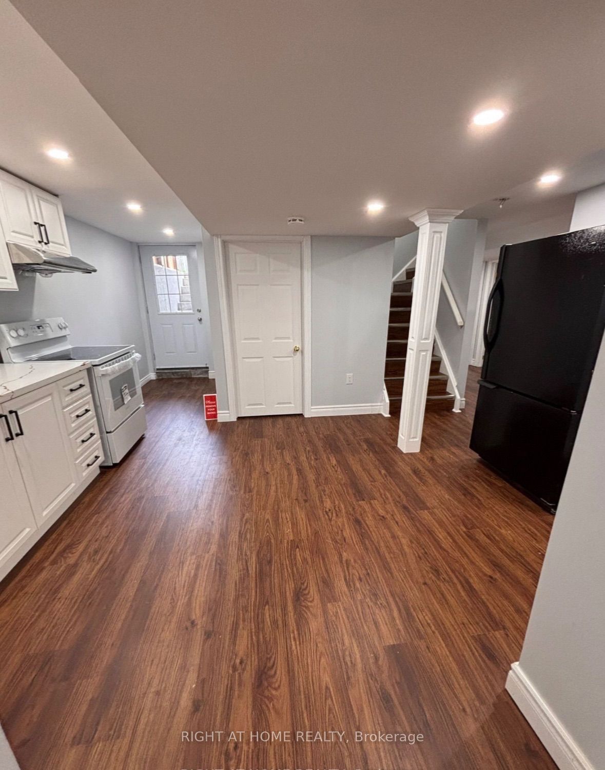 530 Mclevin Avenue, Toronto, ON M1B 4H6