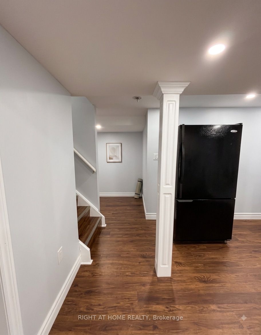 530 Mclevin Avenue, Toronto, ON M1B 4H6 photo 5