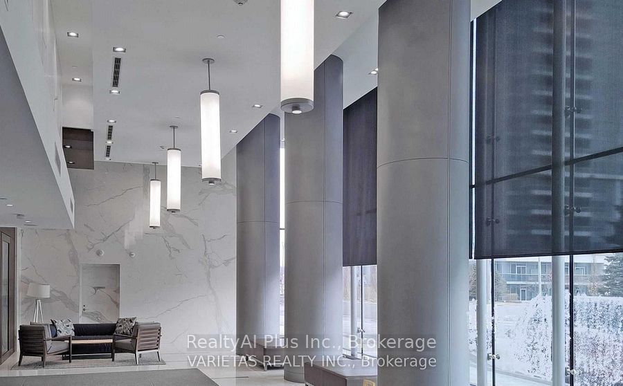 721 Village Green Square 721, Toronto, ON M1S 0L8 photo 3