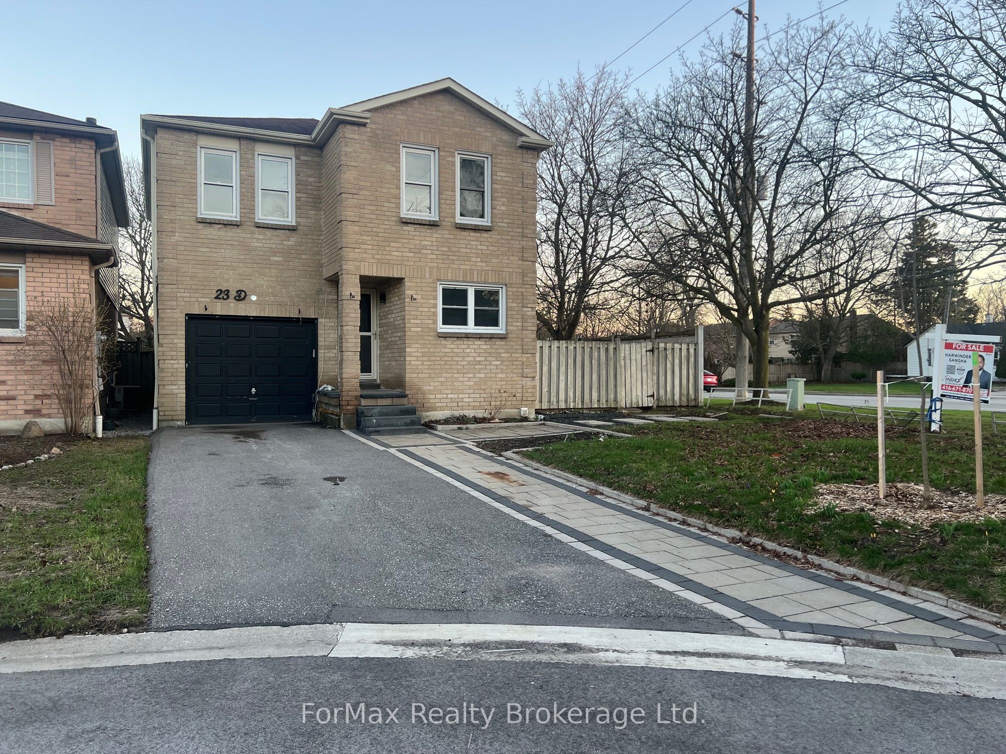 23 Drew Court, Whitby, ON L1N 8X6 photo 2
