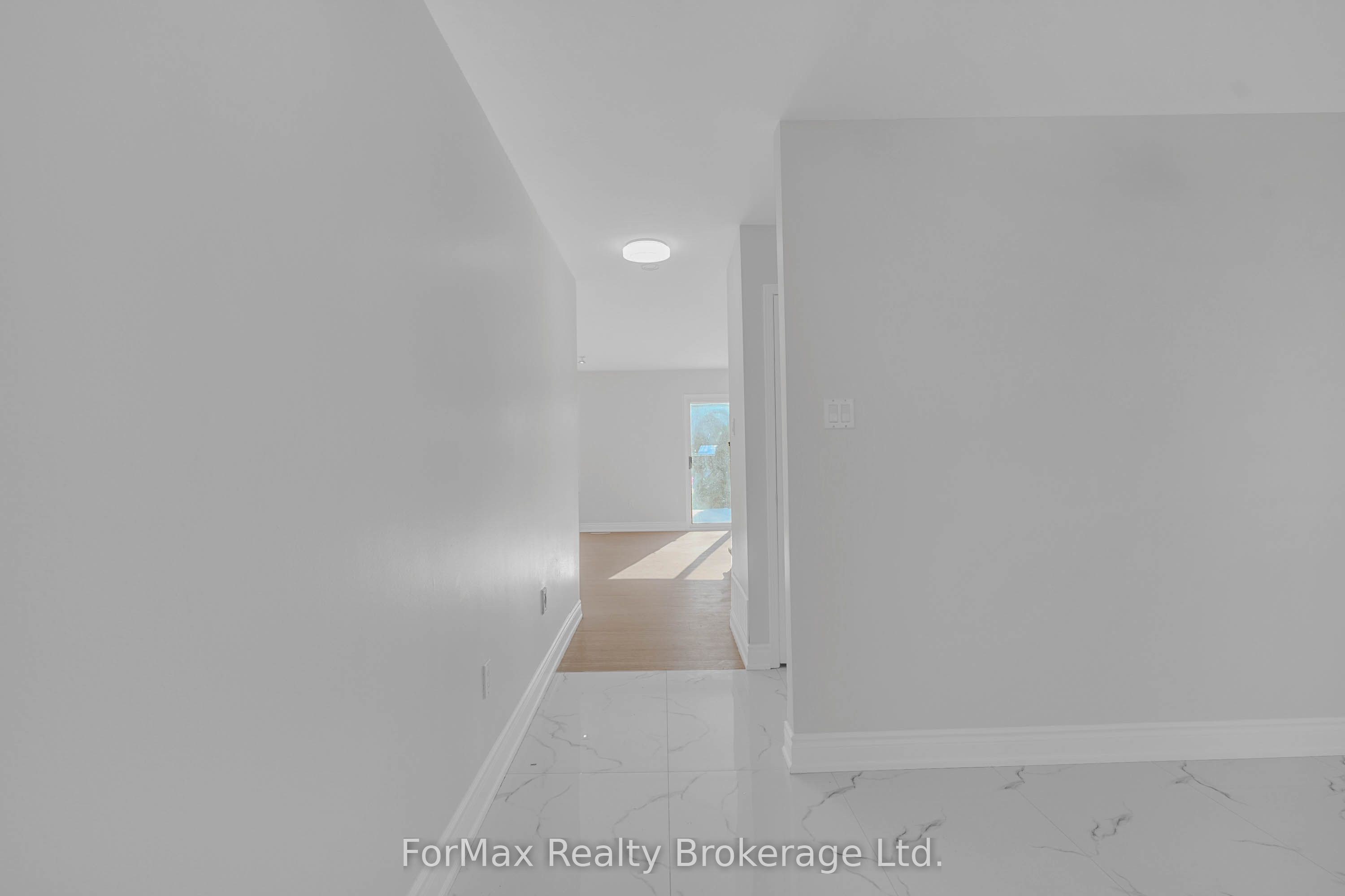 23 Drew Court, Whitby, ON L1N 8X6 photo 4