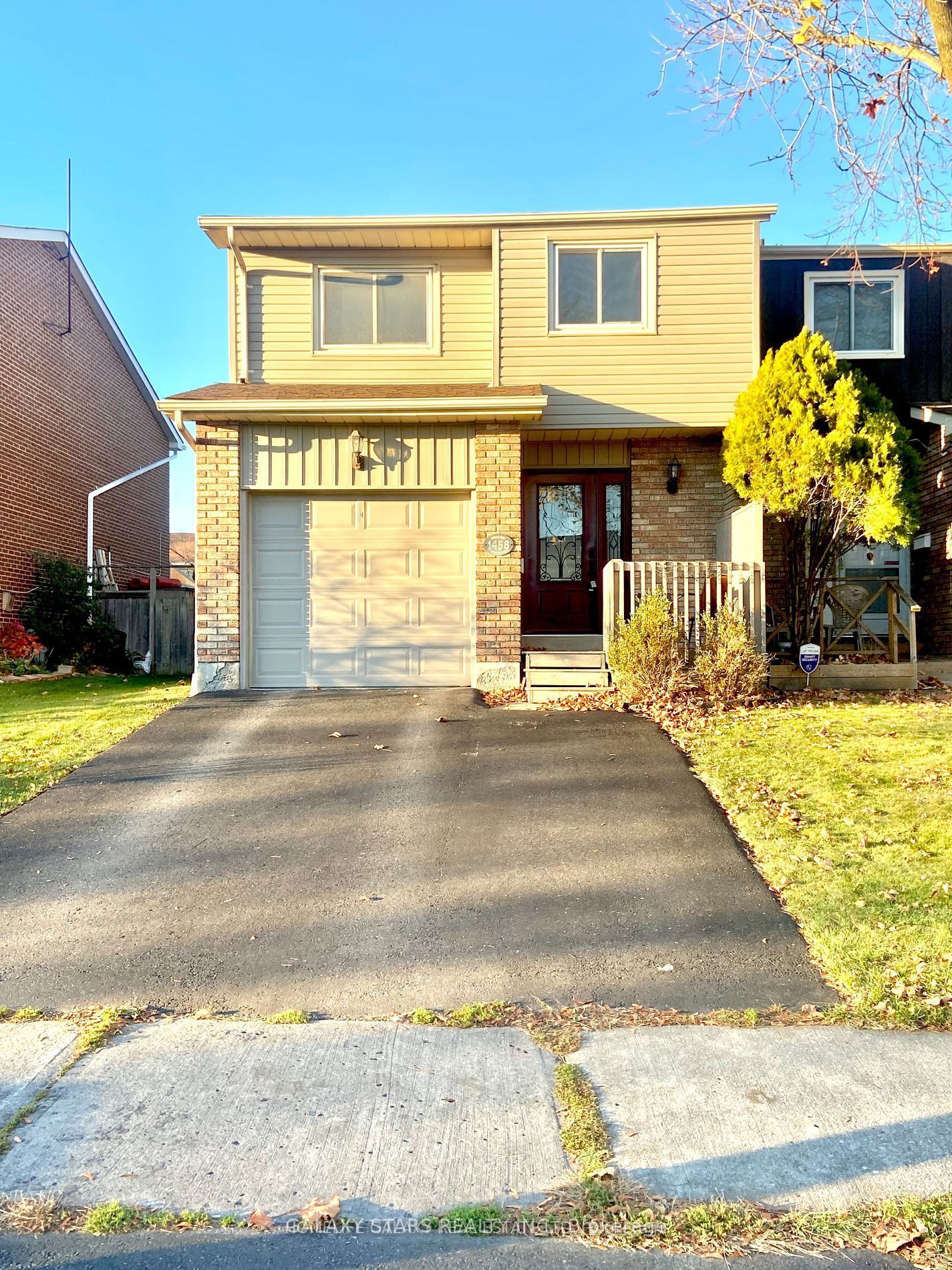1458 Fieldlight Boulevard, Pickering, ON L1V 2S5