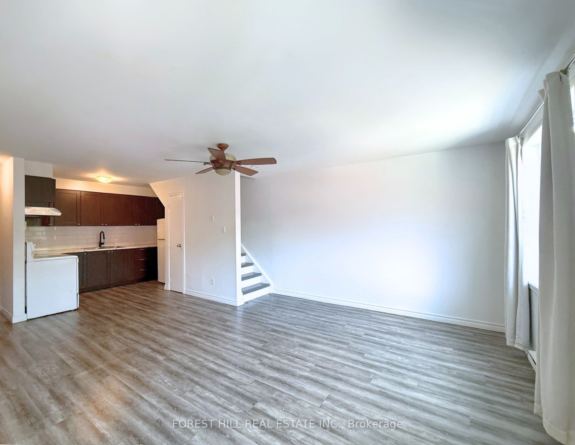 422 Danforth Avenue B, Toronto, ON M4K 1P3 photo 3