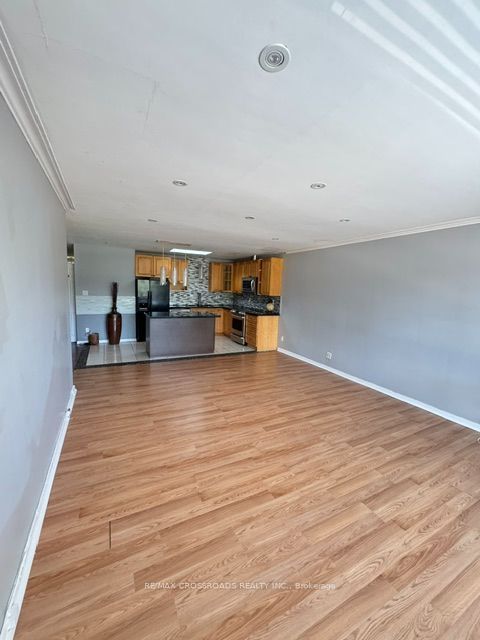 840 Danforth Road Upper, Toronto, ON M1K 1H5 photo 5
