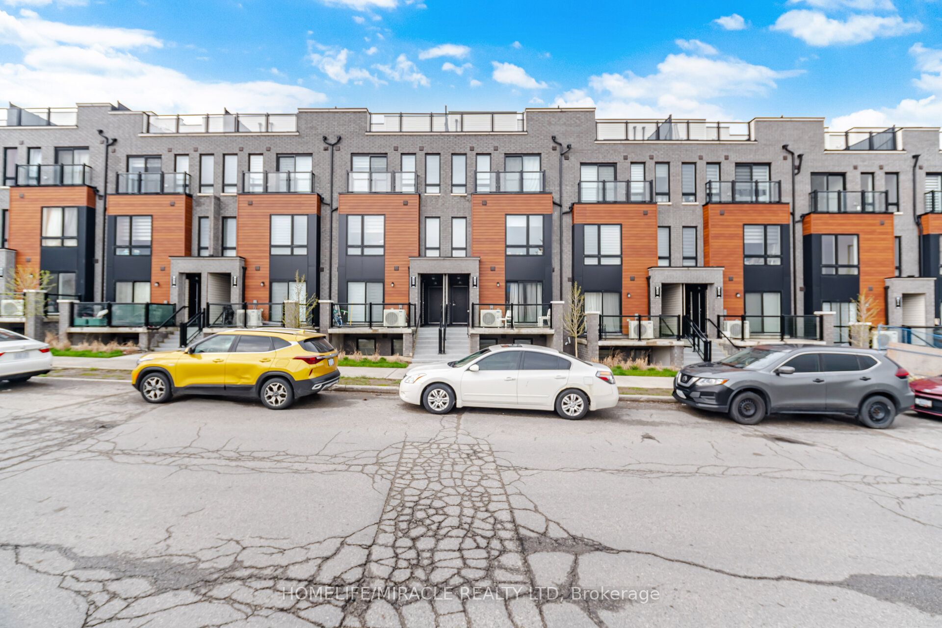 30 Liben Way 20, Toronto, ON M1B 0E8 photo 2