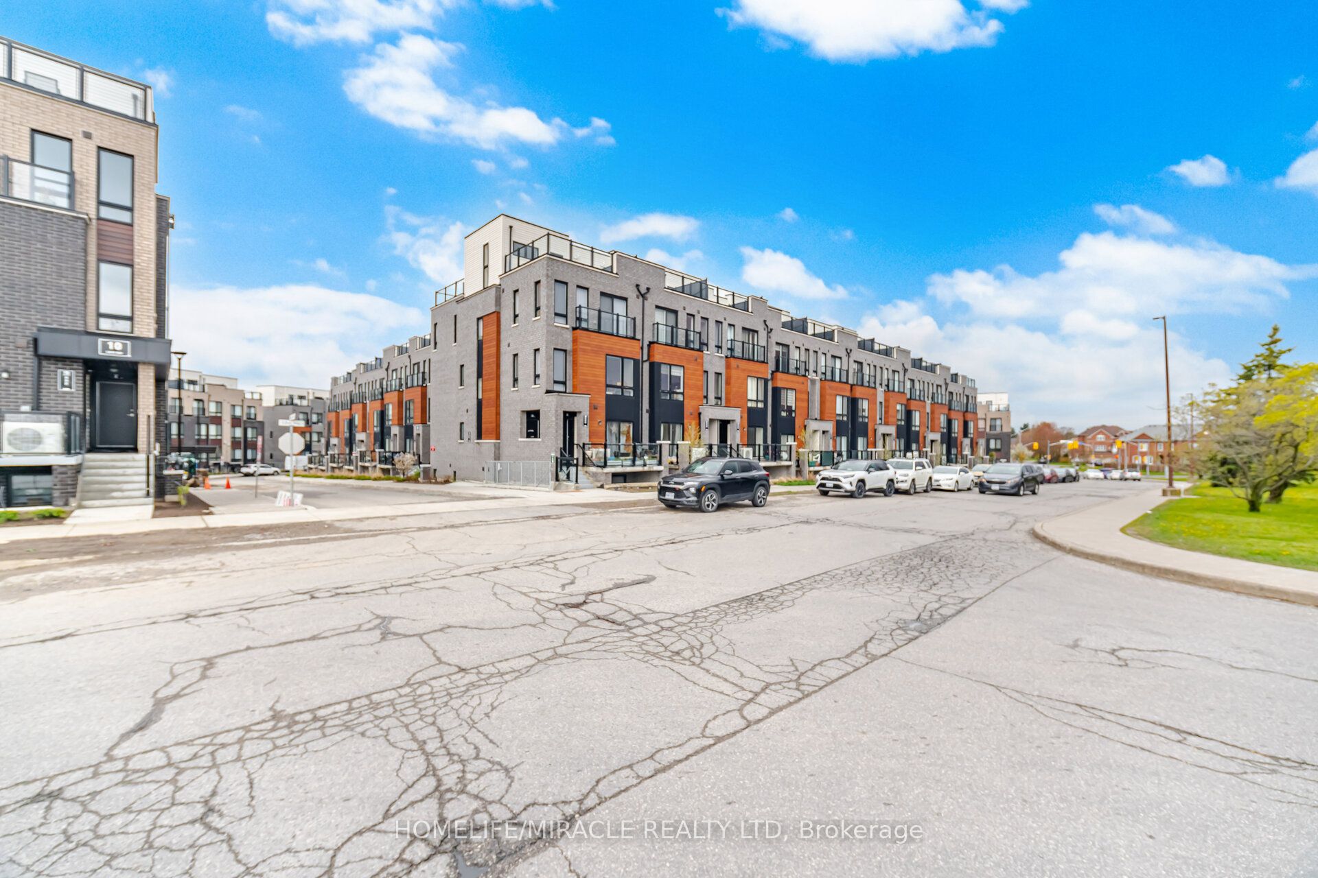 30 Liben Way 20, Toronto, ON M1B 0E8 photo 3