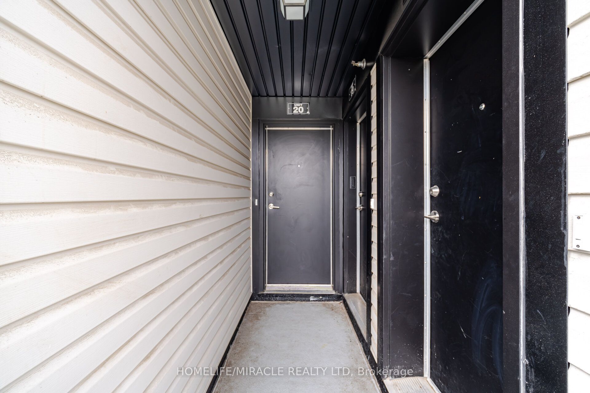 30 Liben Way 20, Toronto, ON M1B 0E8 photo 4