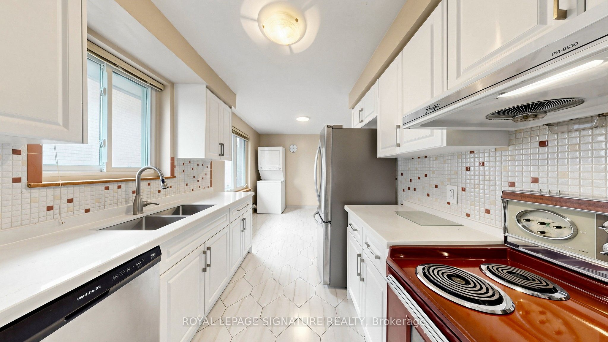 146 Maybourne Avenue, Toronto, ON M1L 2W6 photo 5