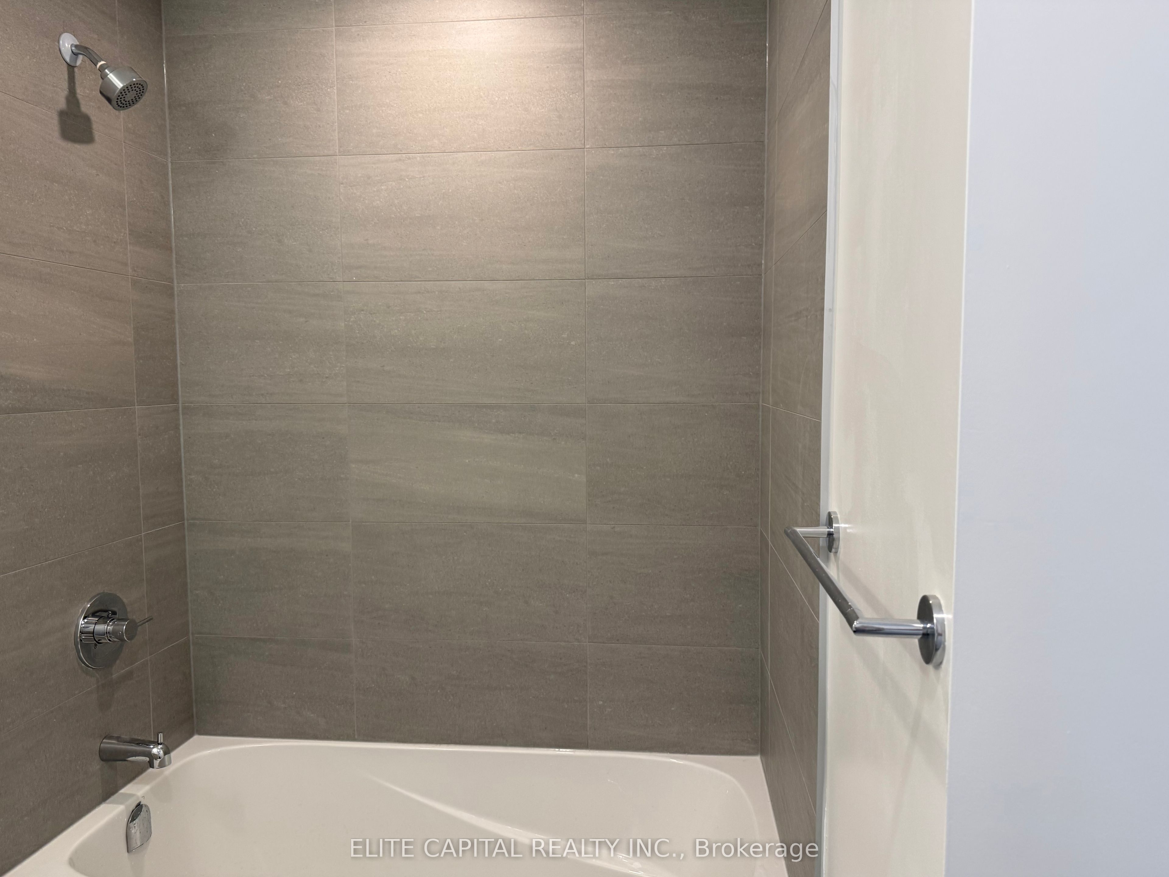 20 Deans Drive 521, Toronto, ON M1L 0J7 photo 5