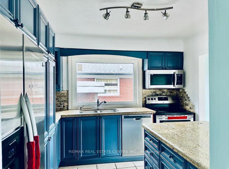 22 Beran Drive, Toronto, ON M1G 1G1 photo 3