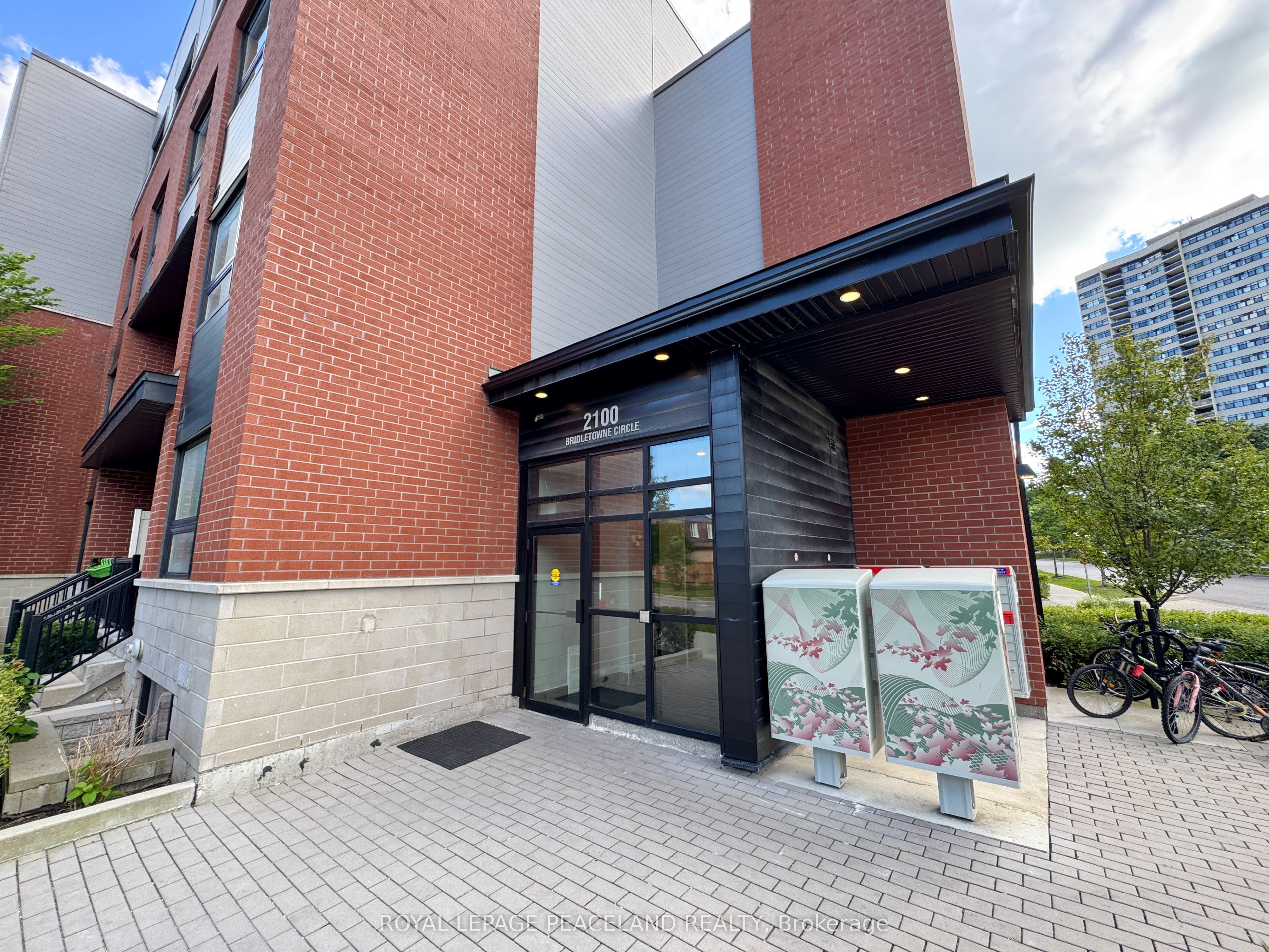 2100 Bridletowne Circle 308, Toronto, ON M1W 0A6 photo 2