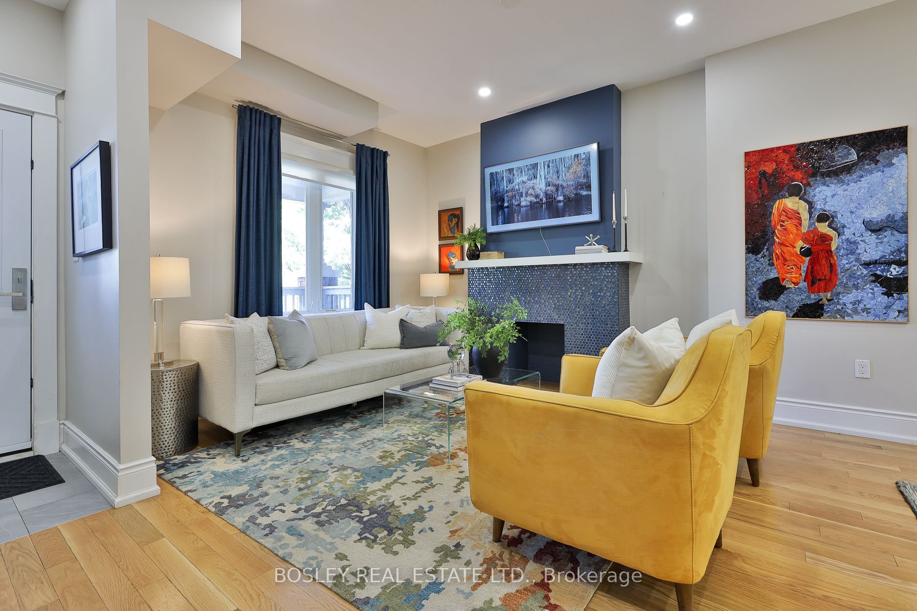 27 Mountnoel Avenue, Toronto, ON M4J 1H7 photo 4