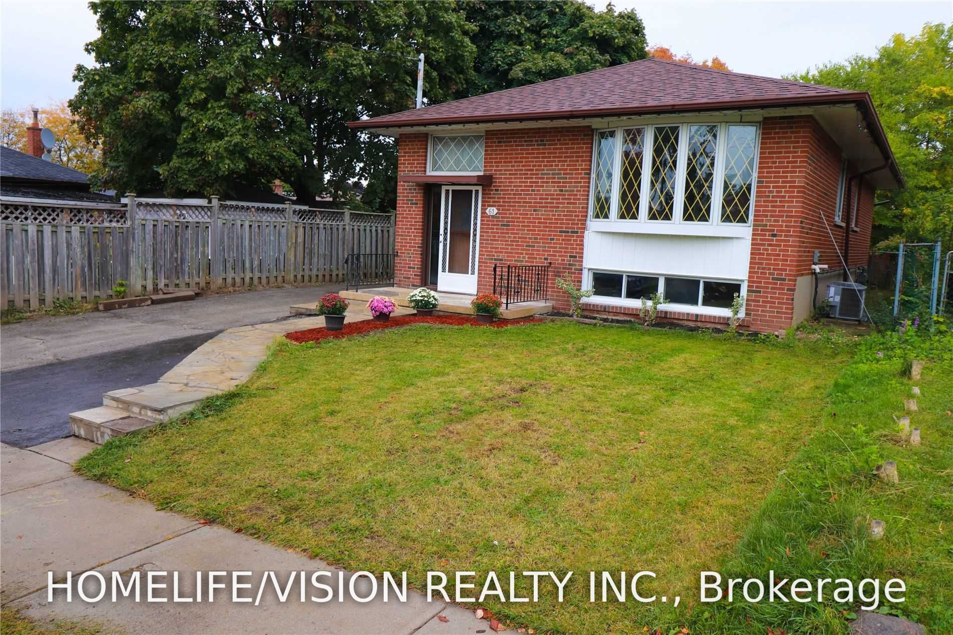 61 Lewiston Road Bsmt, Toronto, ON M1P 1X8
