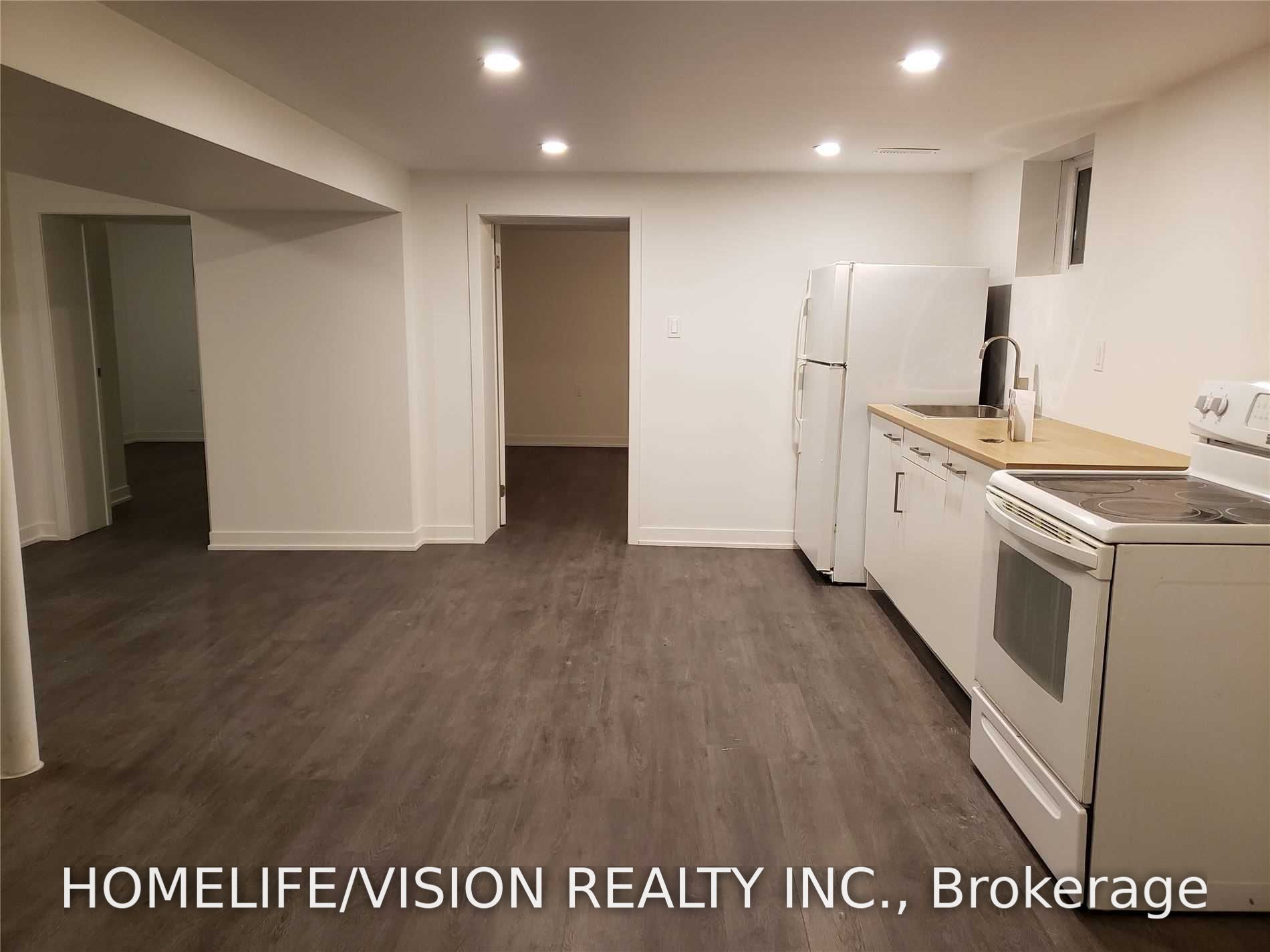 61 Lewiston Road Bsmt, Toronto, ON M1P 1X8 photo 4