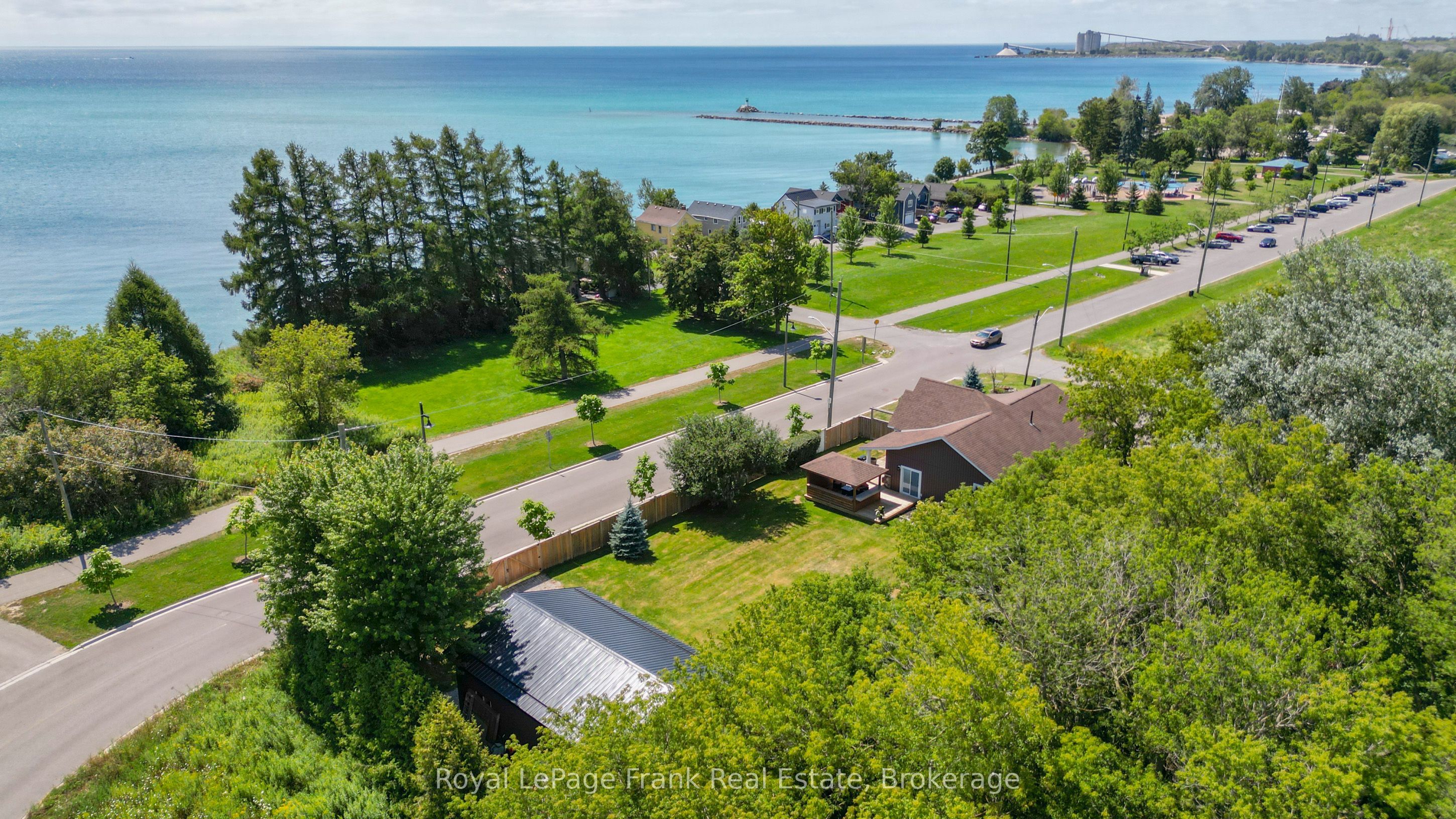 86 East Beach Road, Clarington, ON L1C 6A5 photo 3