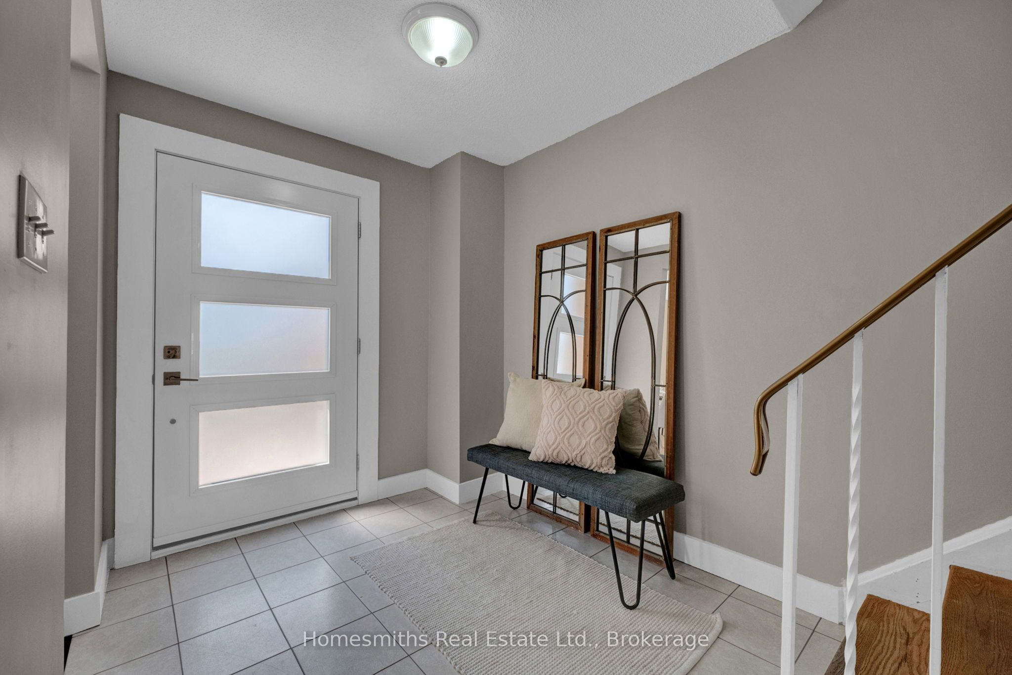 44 Loscombe Drive, Clarington, ON L1C 3S9 photo 3