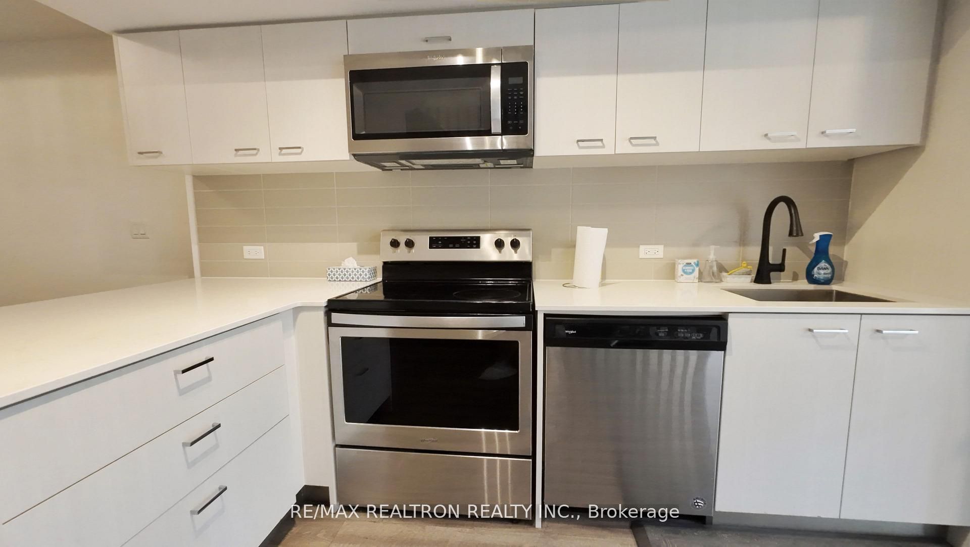 20 Echo Point 128, Toronto, ON M1W 0A7 photo 5