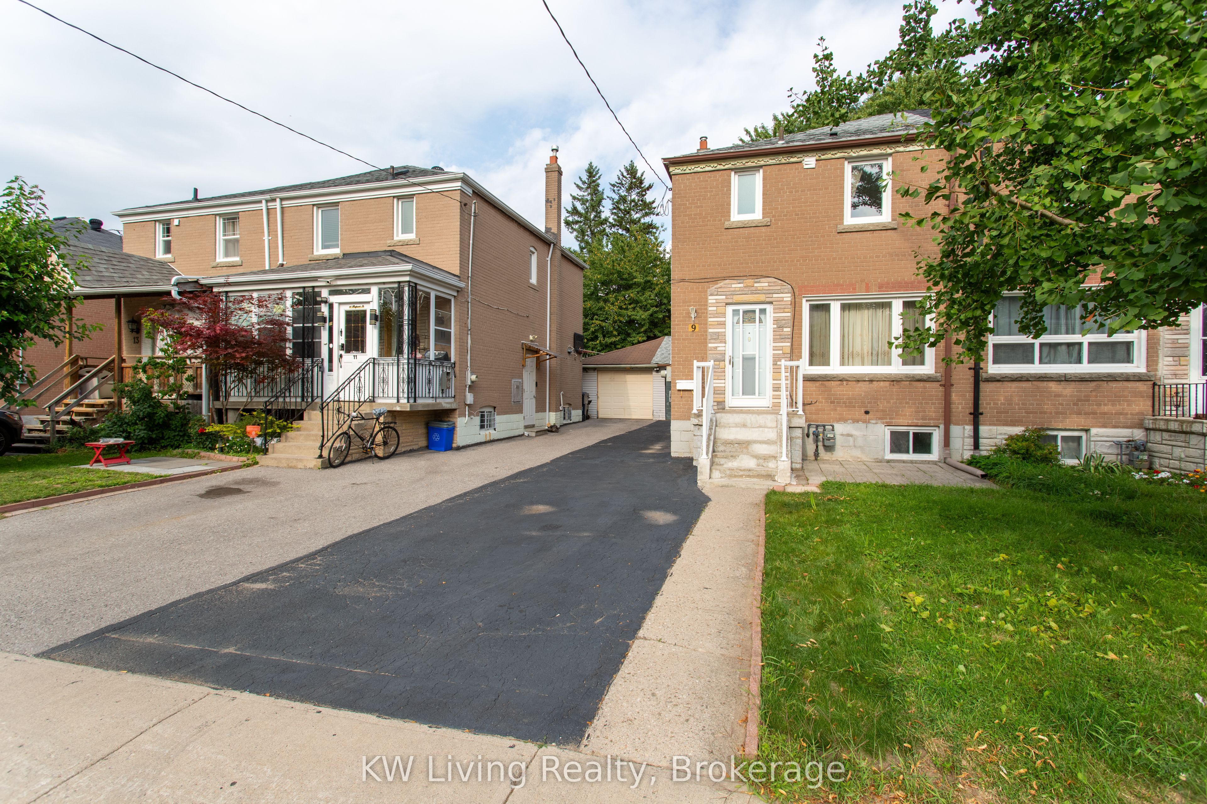9 Rupert Street, Toronto, ON M1K 1T3 photo 3