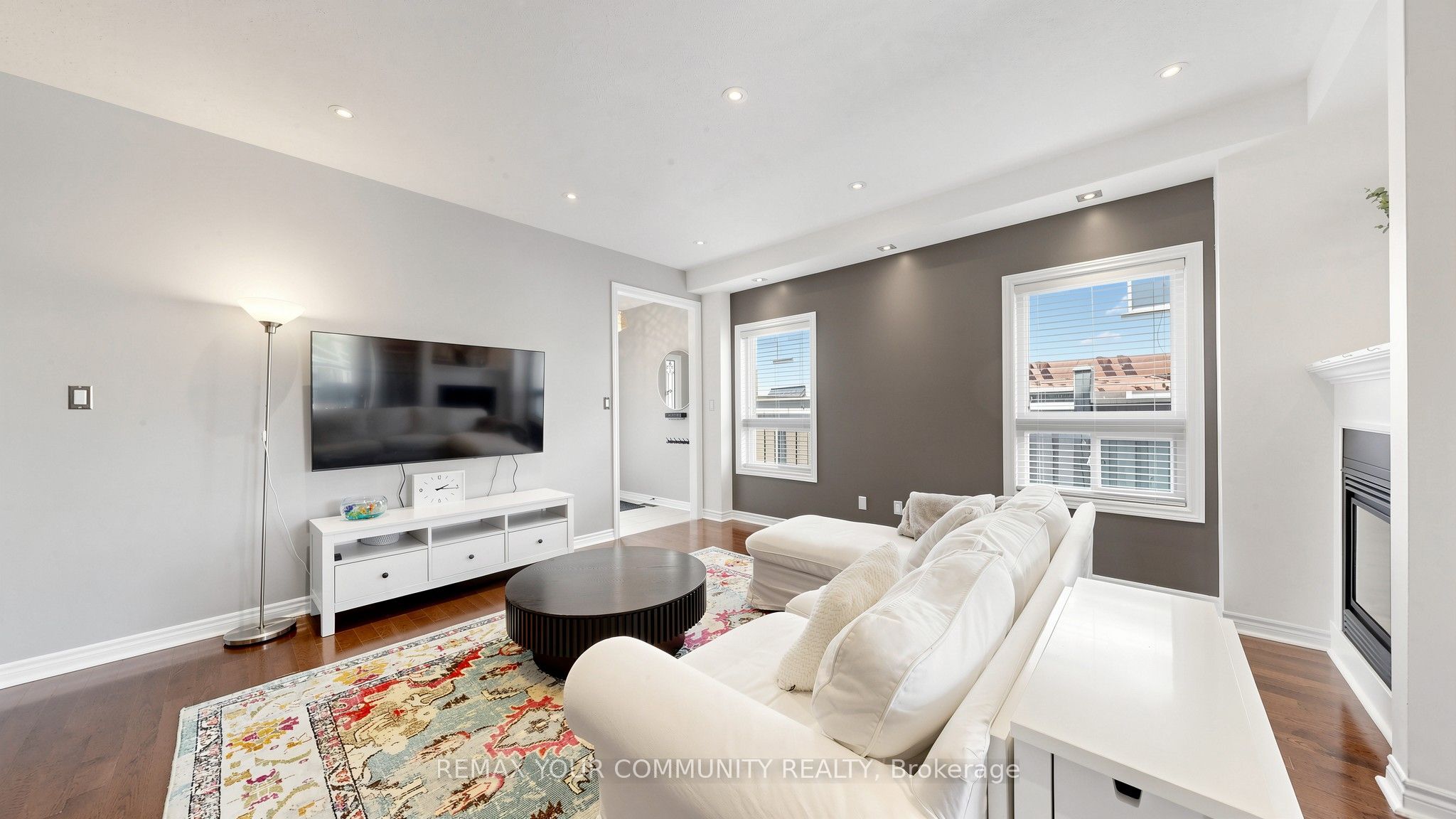 51 Shuttleworth Drive, Clarington, ON L1E 3J3 photo 4