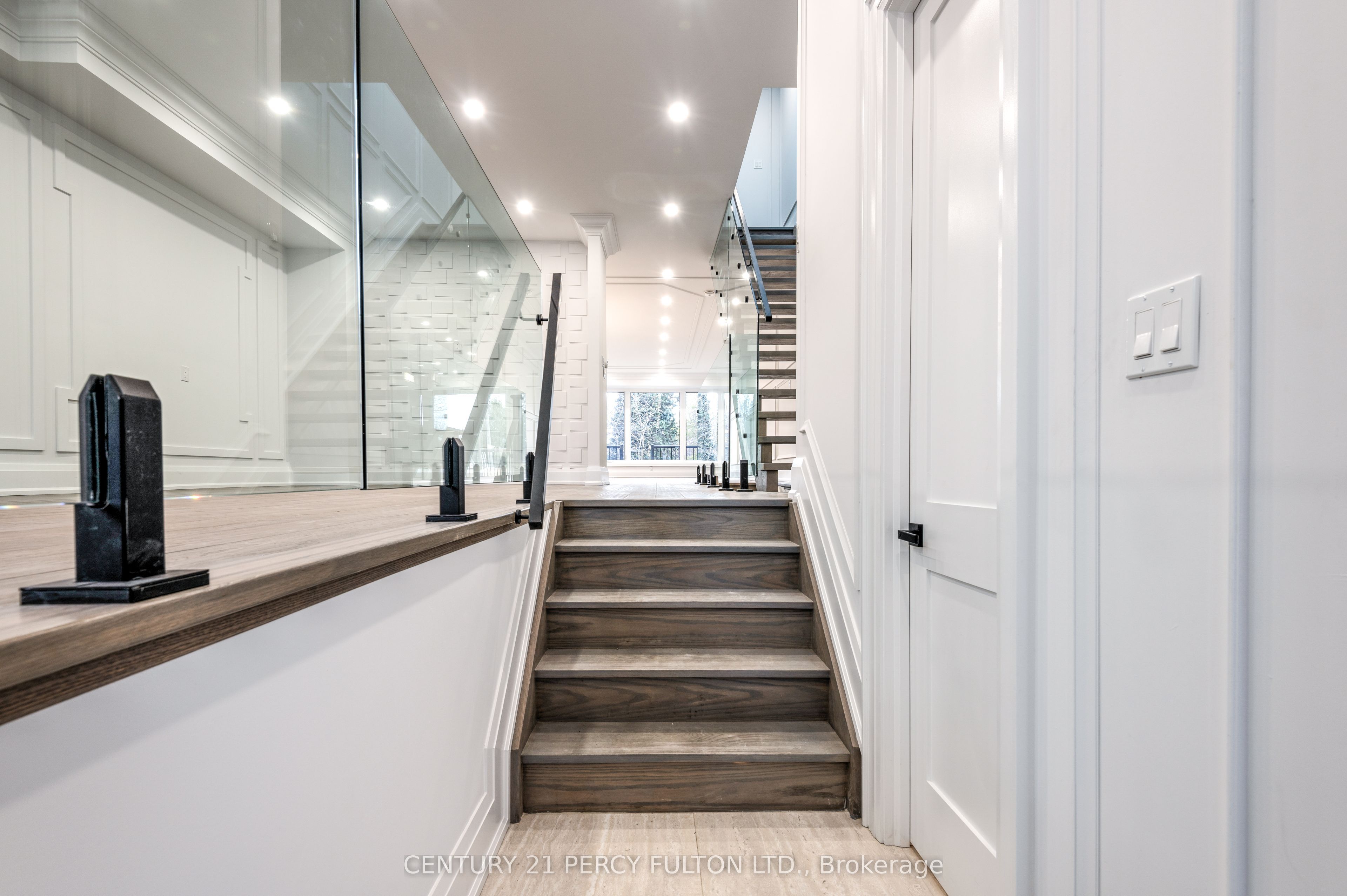 195 Danforth Road, Toronto, ON M1L 3X1 photo 3