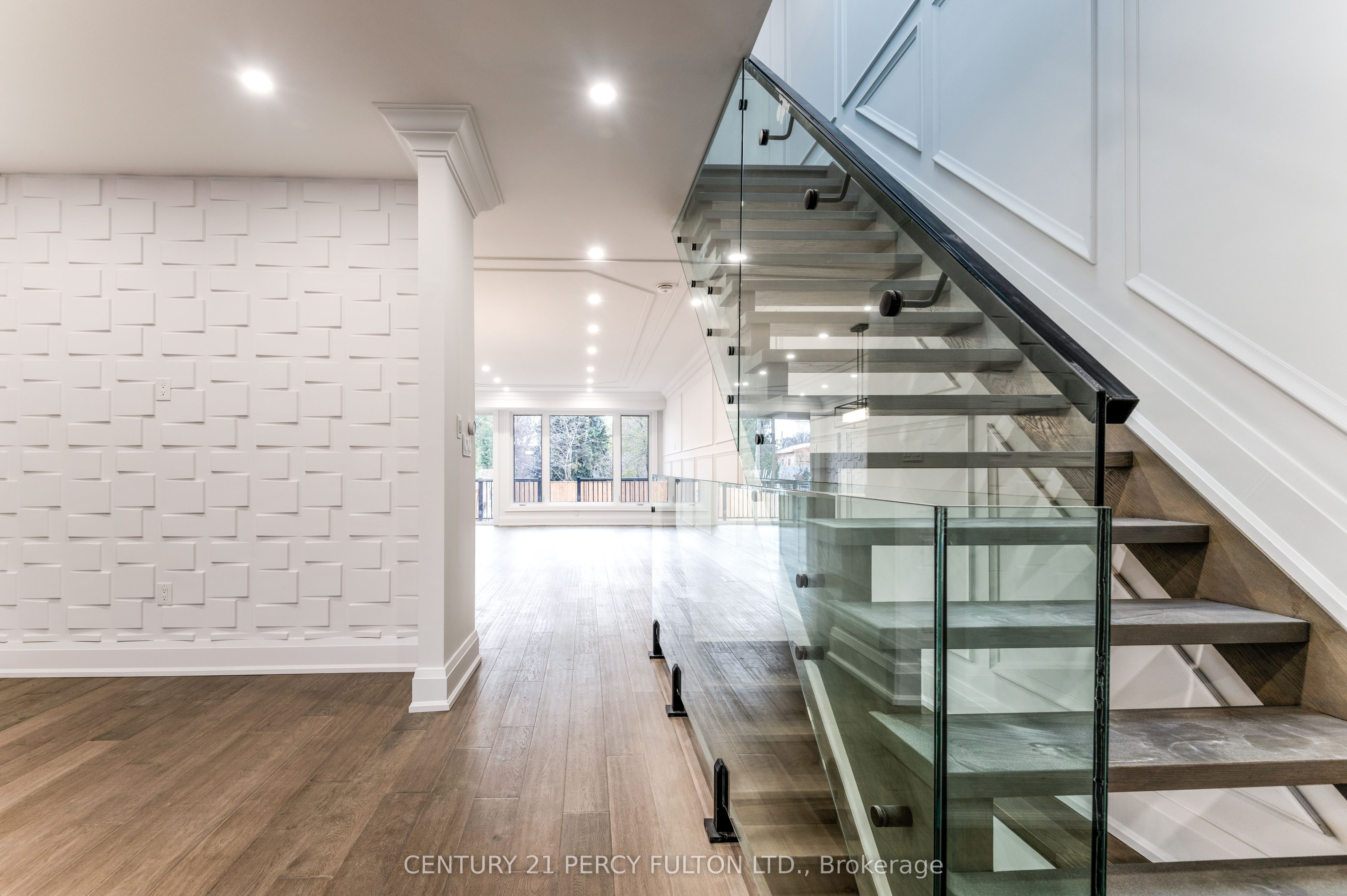 195 Danforth Road, Toronto, ON M1L 3X1 photo 4