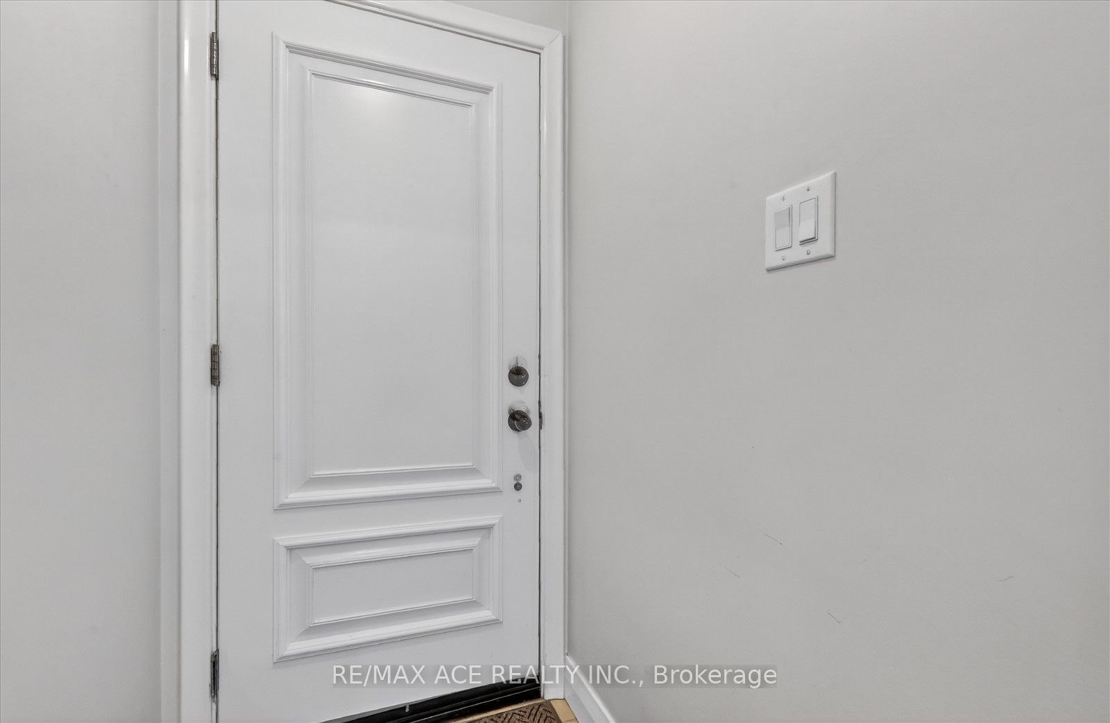 40 Brinloor Boulevard Main, Toronto, ON M1M 1L5 photo 5