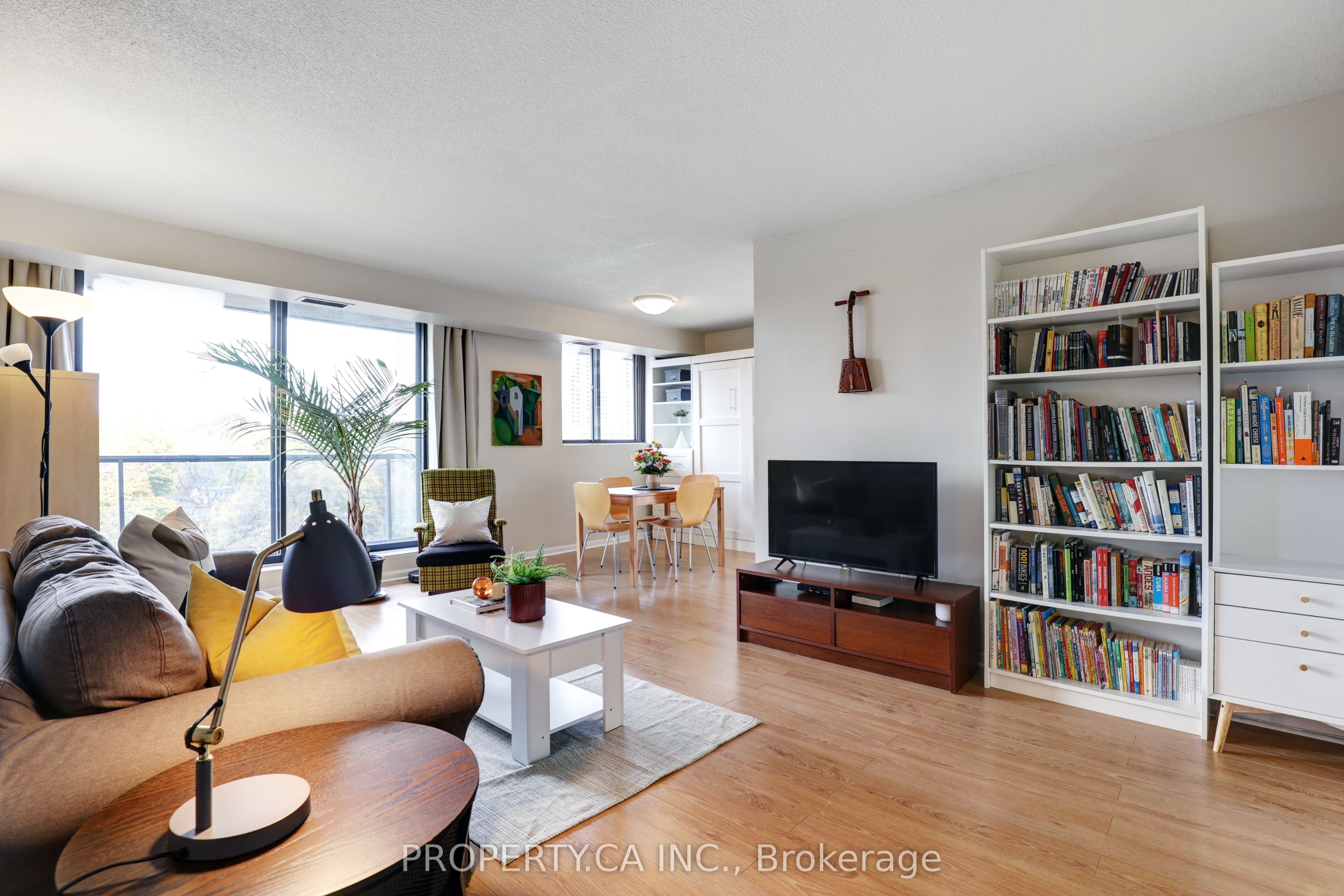 757 Victoria Park Avenue 603, Toronto, ON M4C 5N8 photo 2