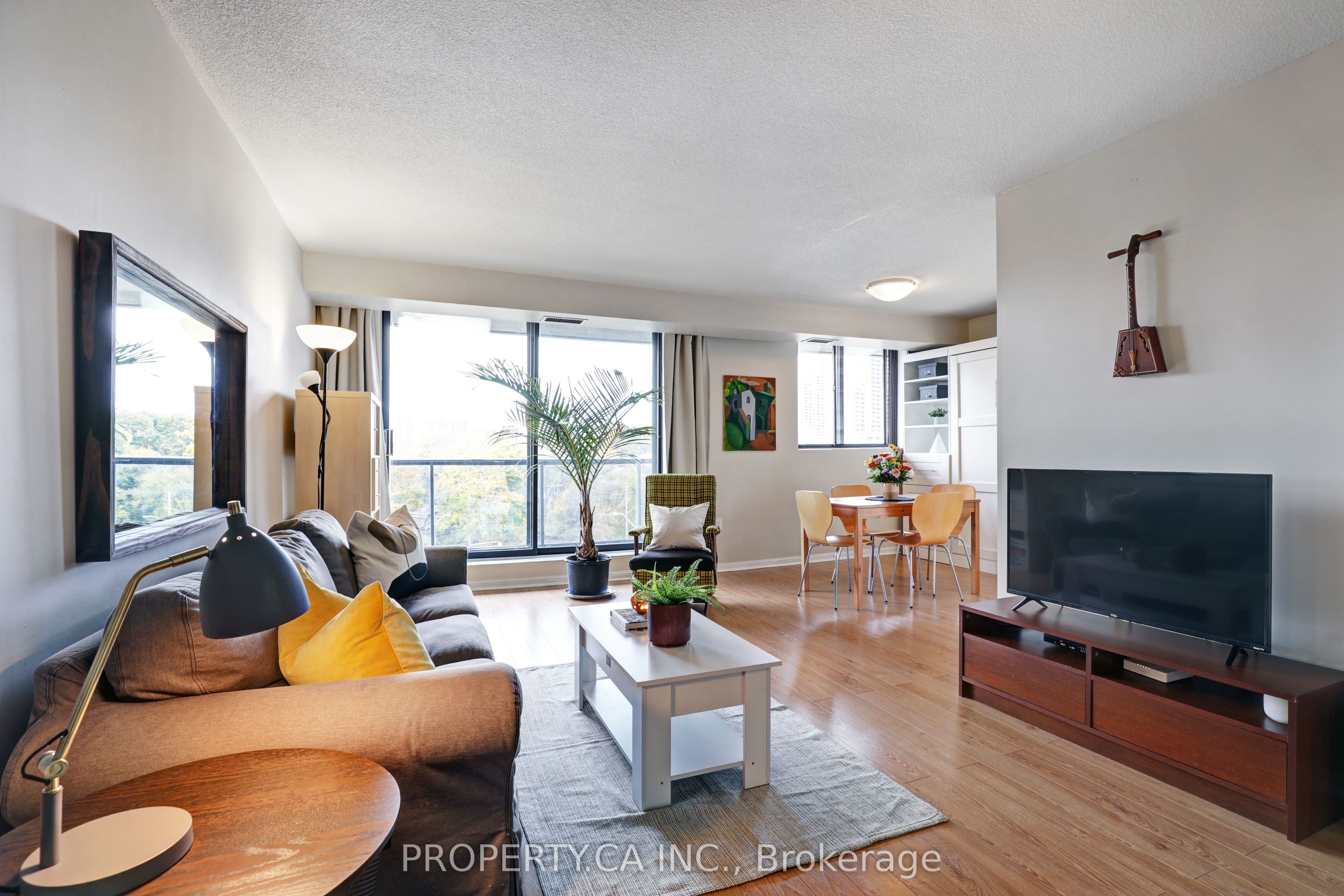 757 Victoria Park Avenue 603, Toronto, ON M4C 5N8 photo 3