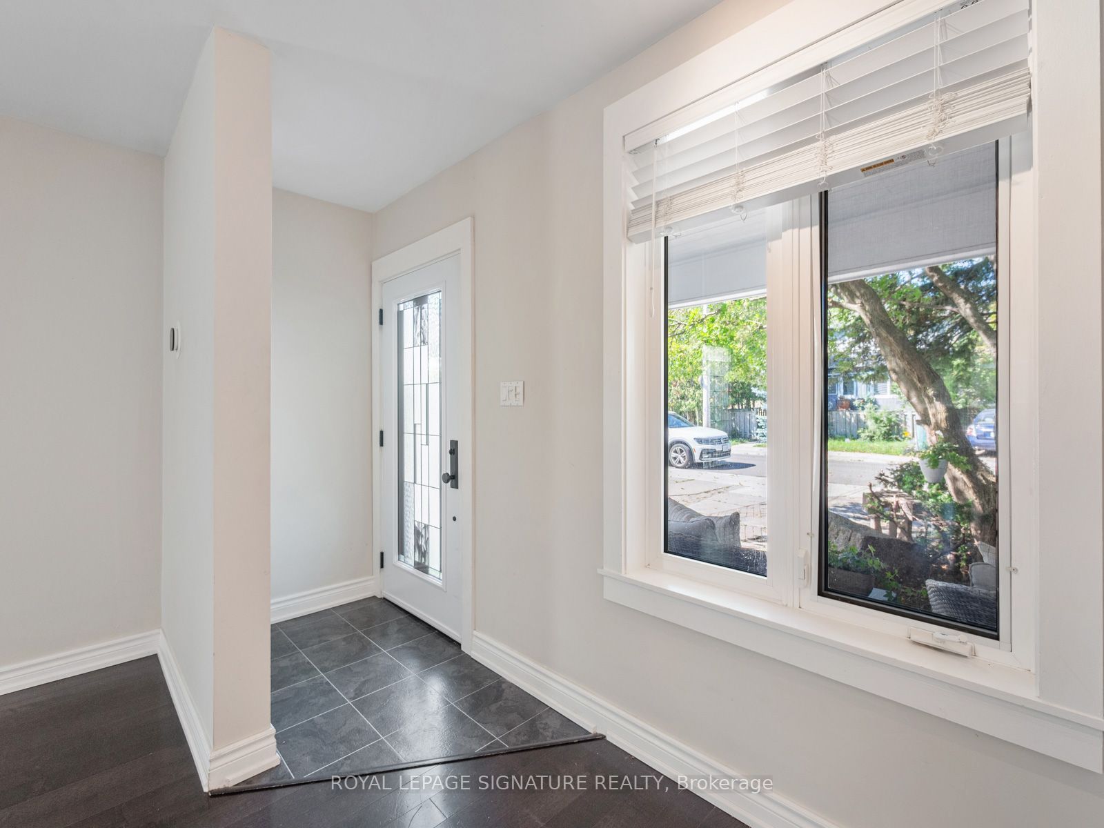 111 Pickering Street, Toronto, ON M4E 3J5 photo 3