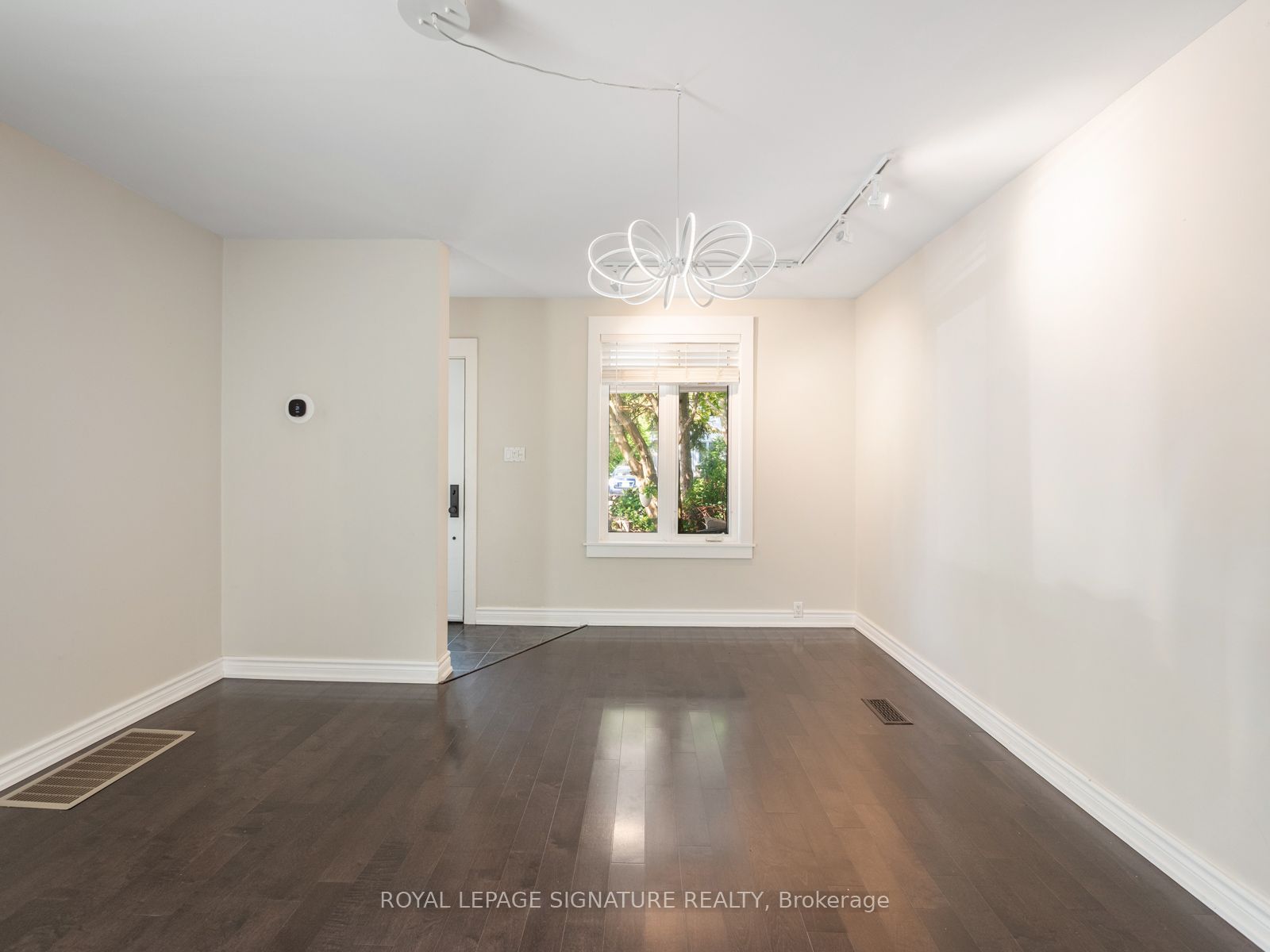 111 Pickering Street, Toronto, ON M4E 3J5 photo 5