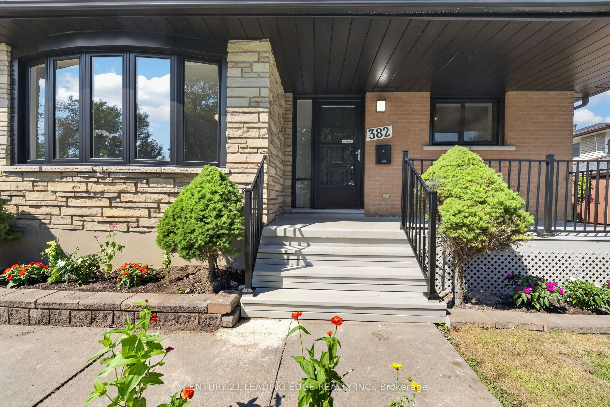 382 Fairlawn Street, Oshawa, ON L1J 4R3 photo 5