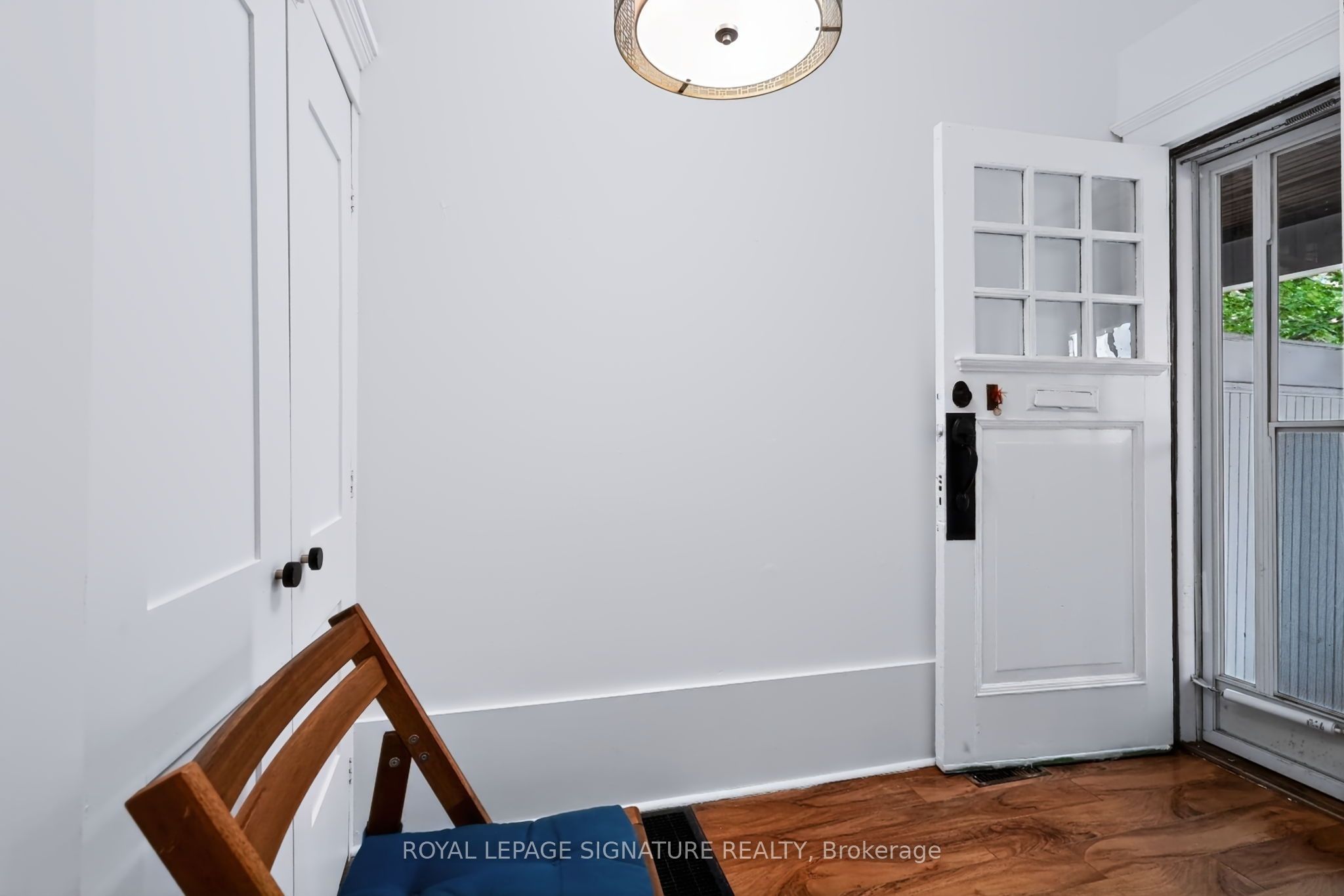 37 Strathcona Avenue, Toronto, ON M4K 1K6 photo 3