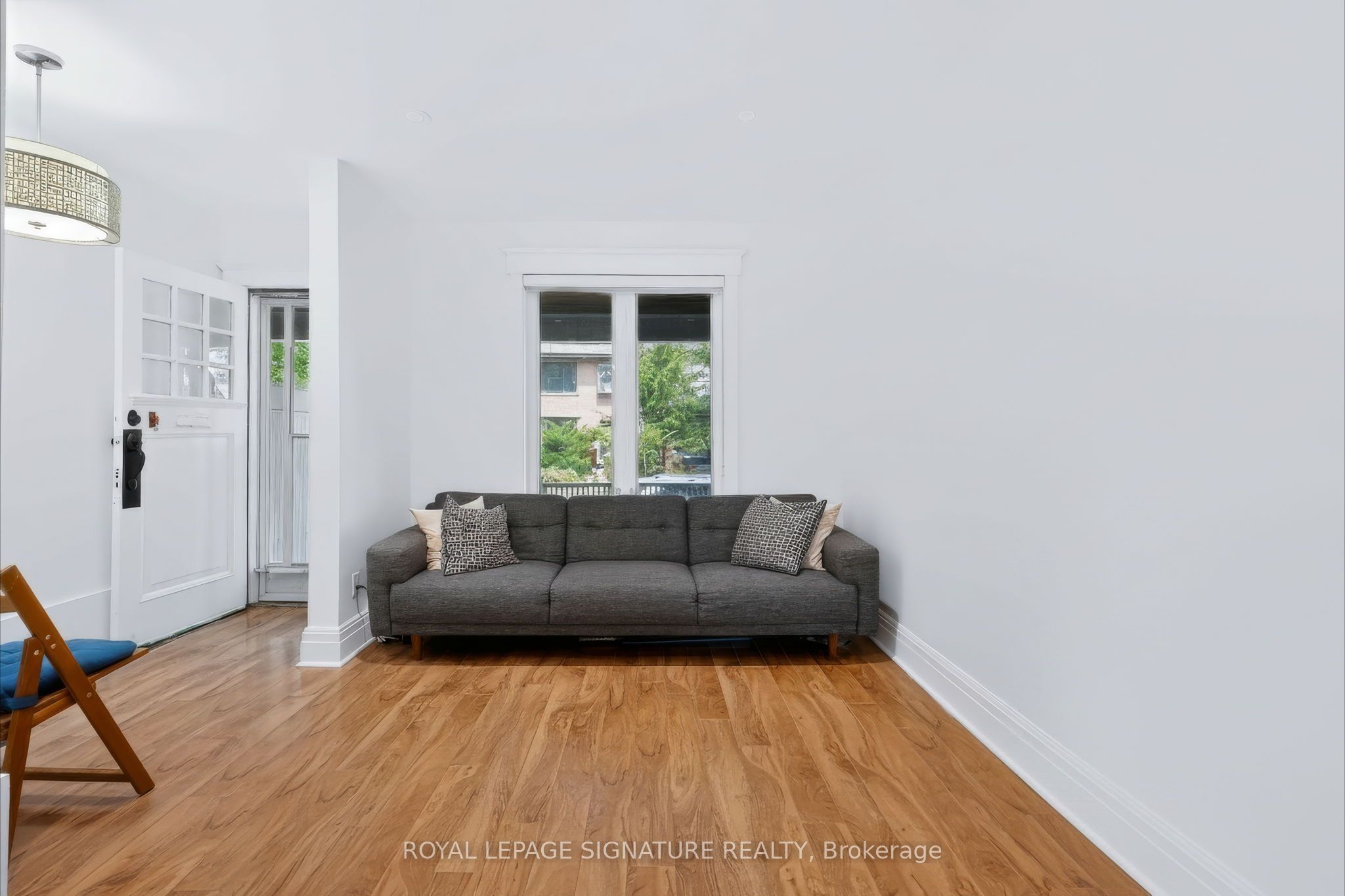 37 Strathcona Avenue, Toronto, ON M4K 1K6 photo 5