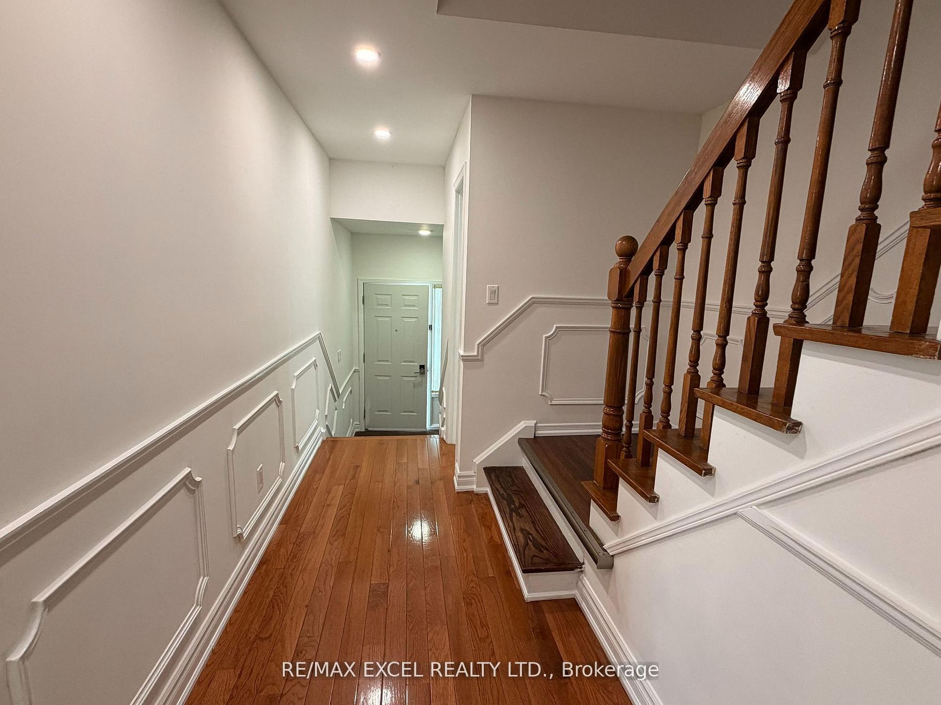 50 Shootfield Crescent, Toronto, ON M1S 4E2 photo 3