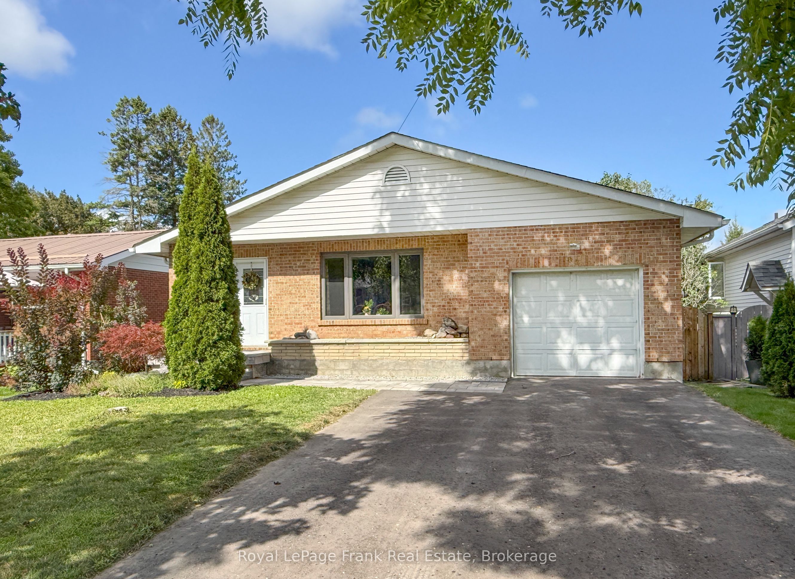 82 Union Avenue, Scugog, ON L9L 1G2