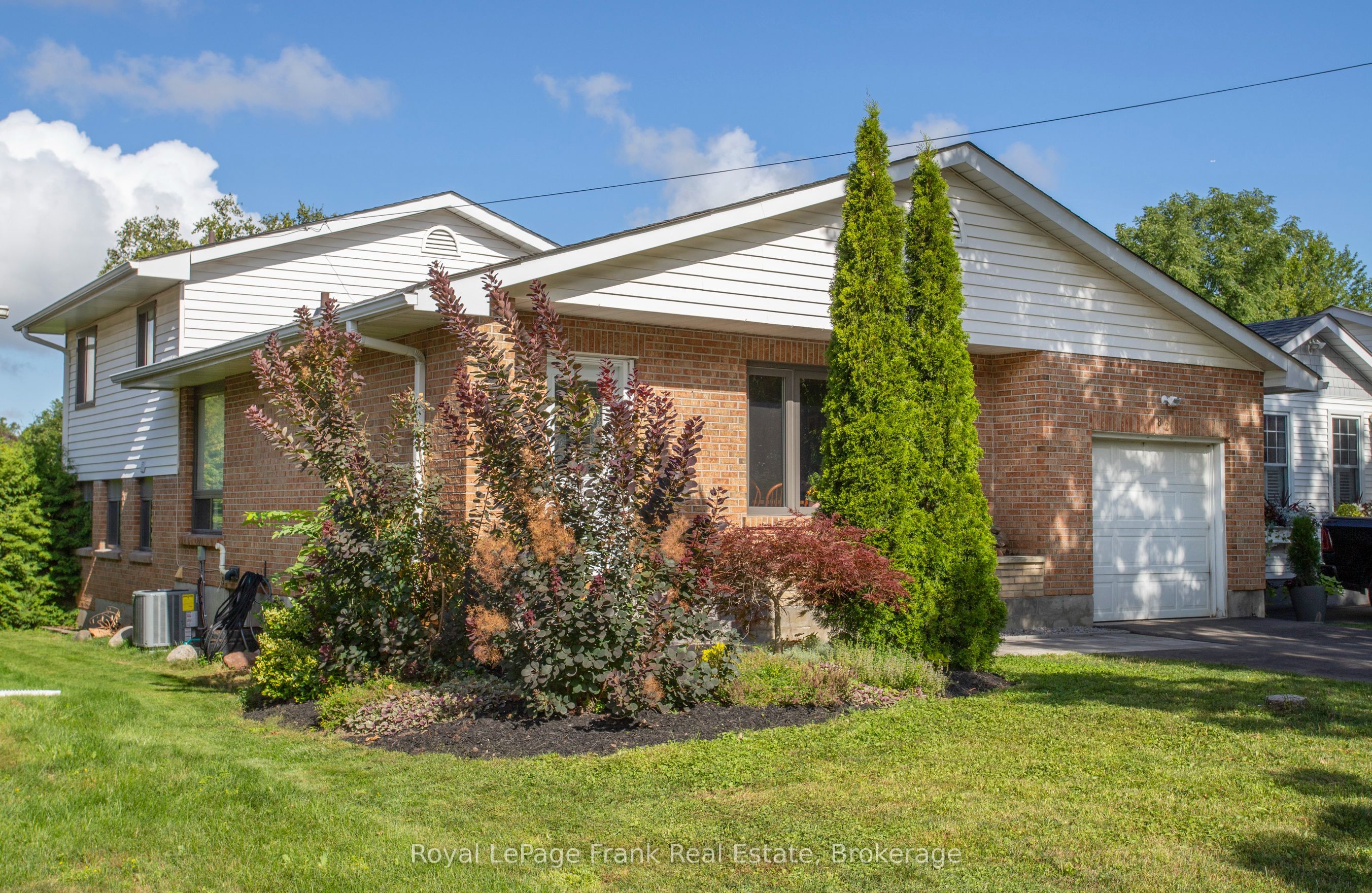82 Union Avenue, Scugog, ON L9L 1G2 photo 2