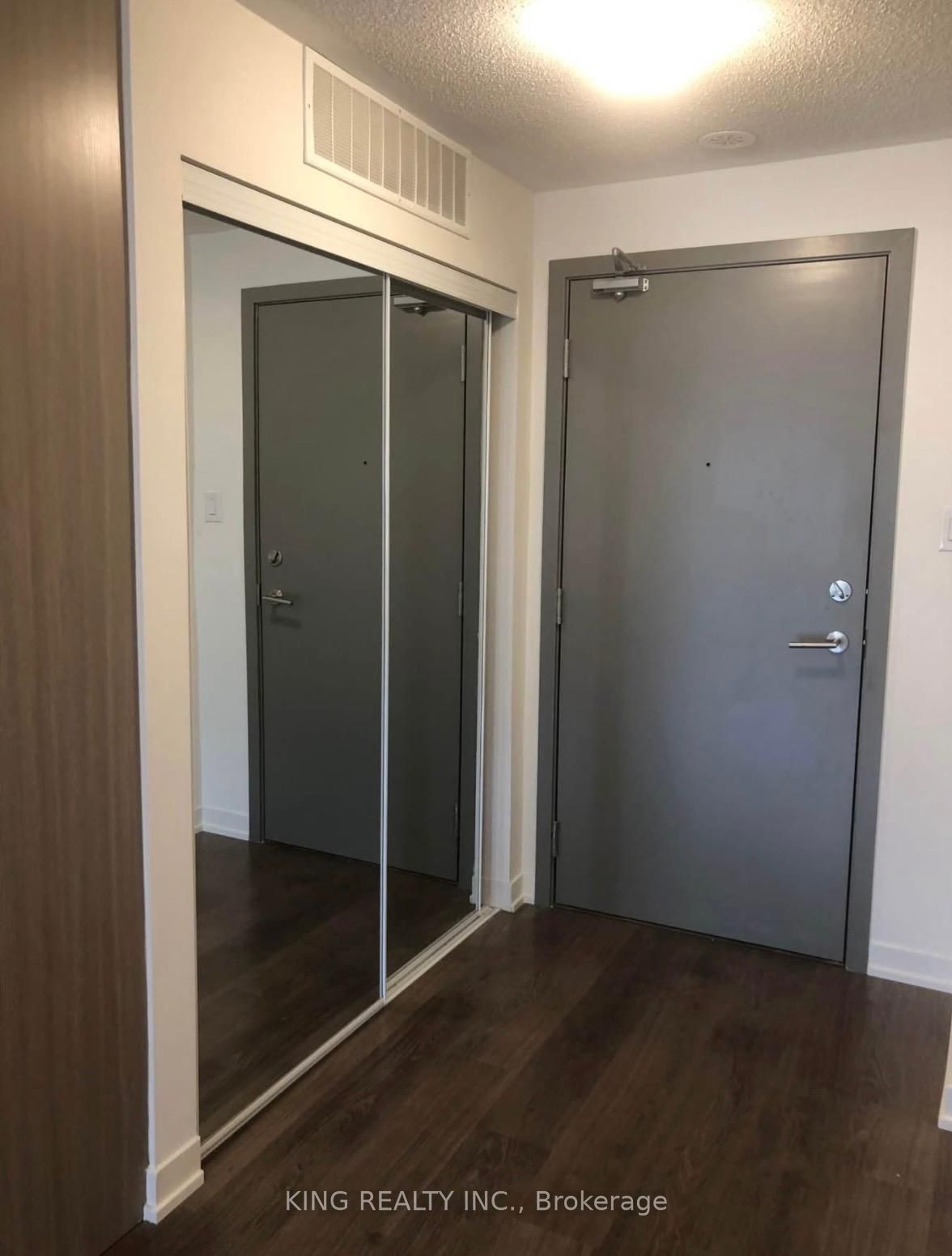 5131 Sheppard Avenue E 211, Toronto, ON M1B 0C9 photo 2