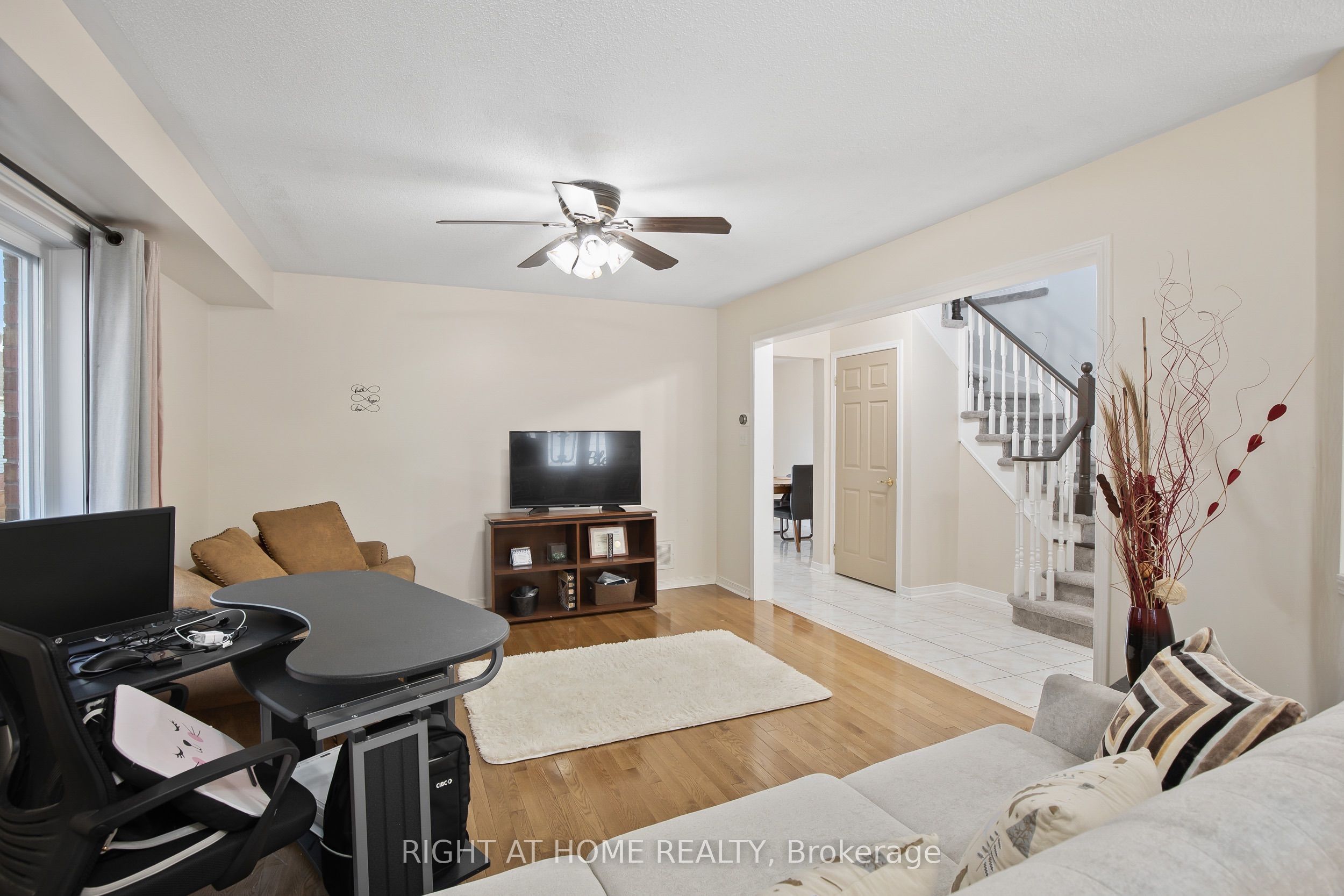 71 Hutton Place, Clarington, ON L1C 5H5 photo 5