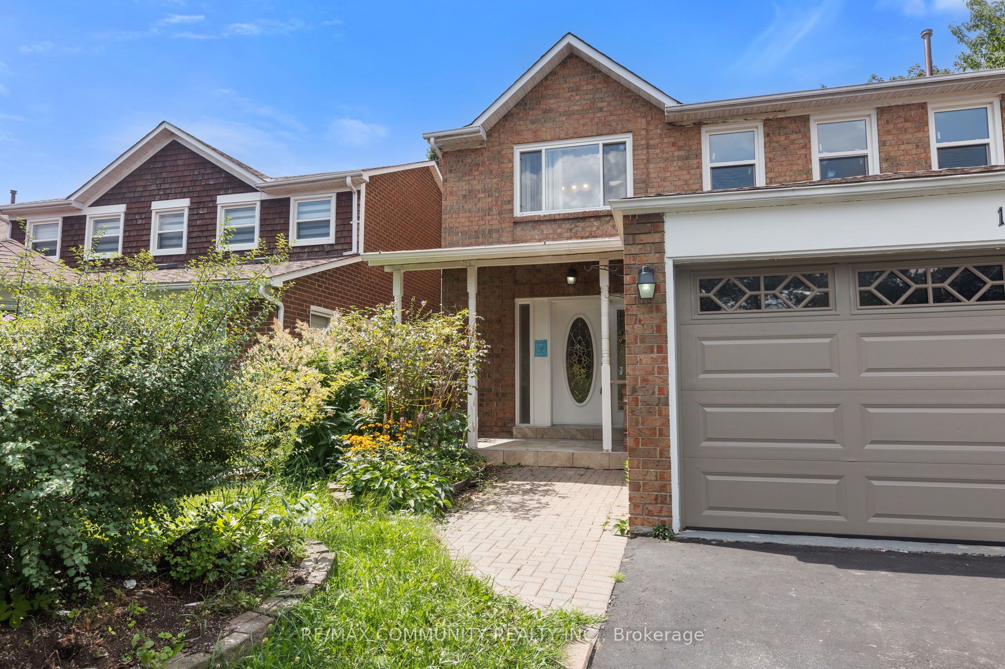 1524 Amberlea Road S, Pickering, ON L1V 4T7 photo 3