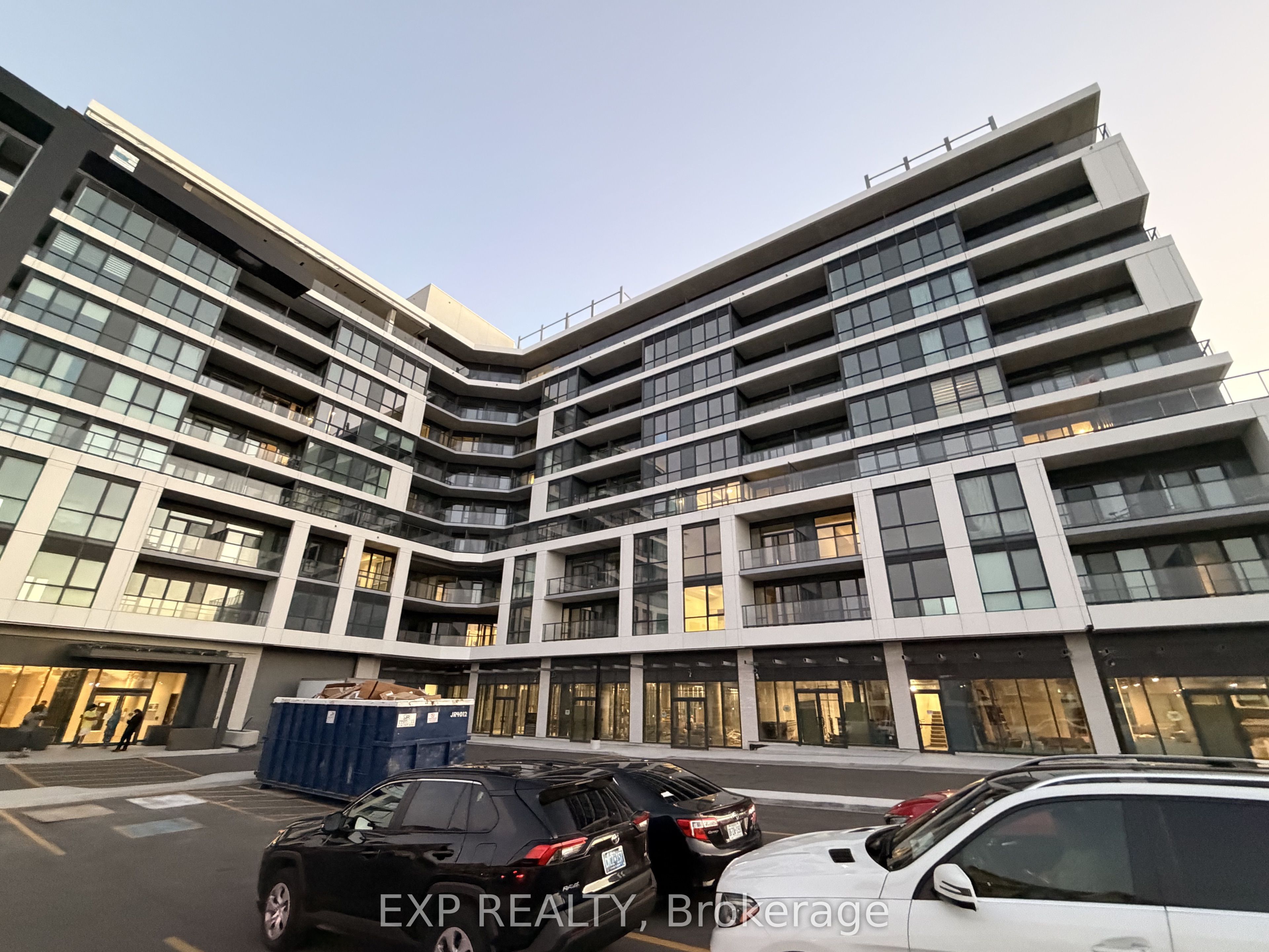 20 DEANS Drive, Toronto, ON M1L 0J7 photo 2
