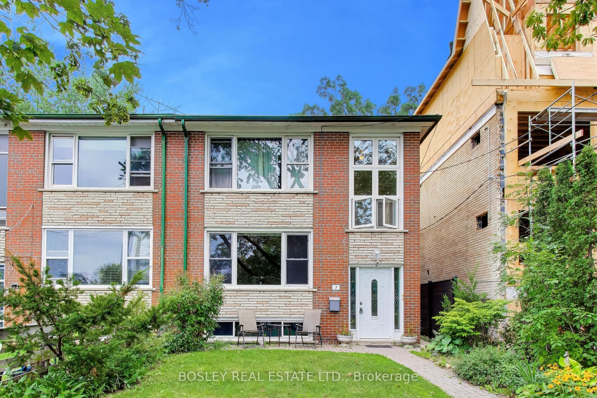 7 Norwood Road, Toronto, ON M4E 2R9