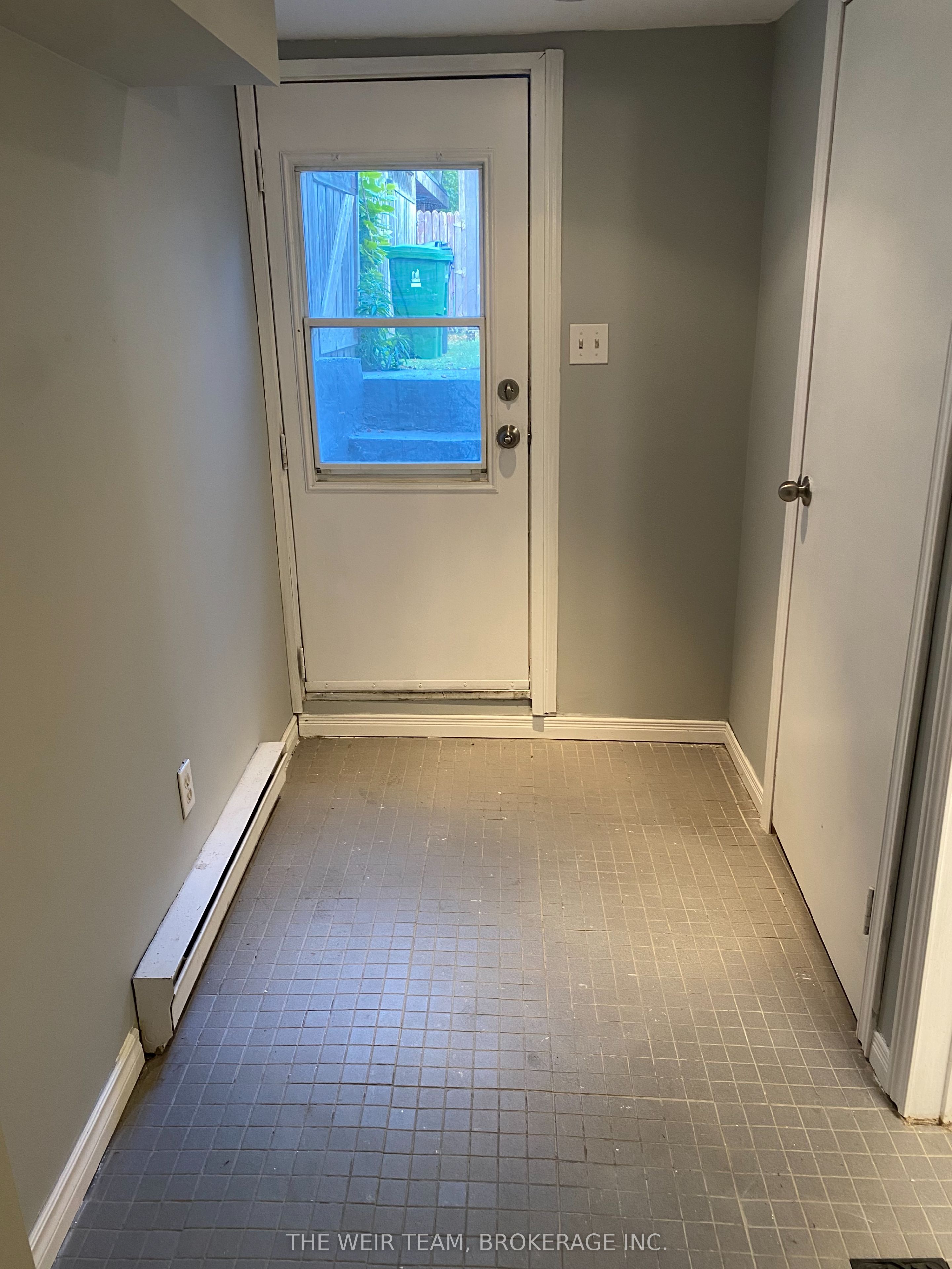 61 Rushbrooke Avenue Lower, Toronto, ON M4M 3A8 photo 3