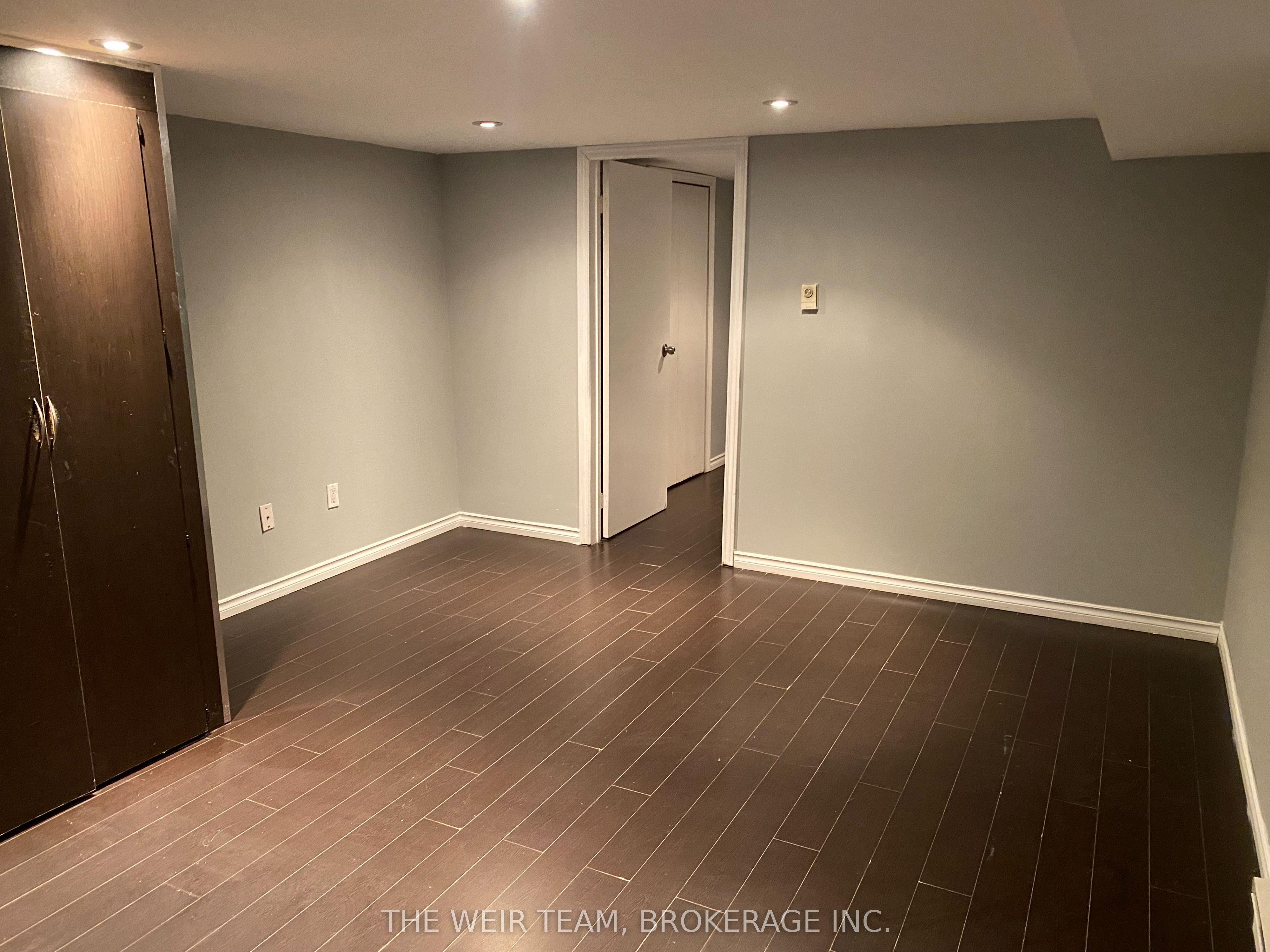 61 Rushbrooke Avenue Lower, Toronto, ON M4M 3A8 photo 4