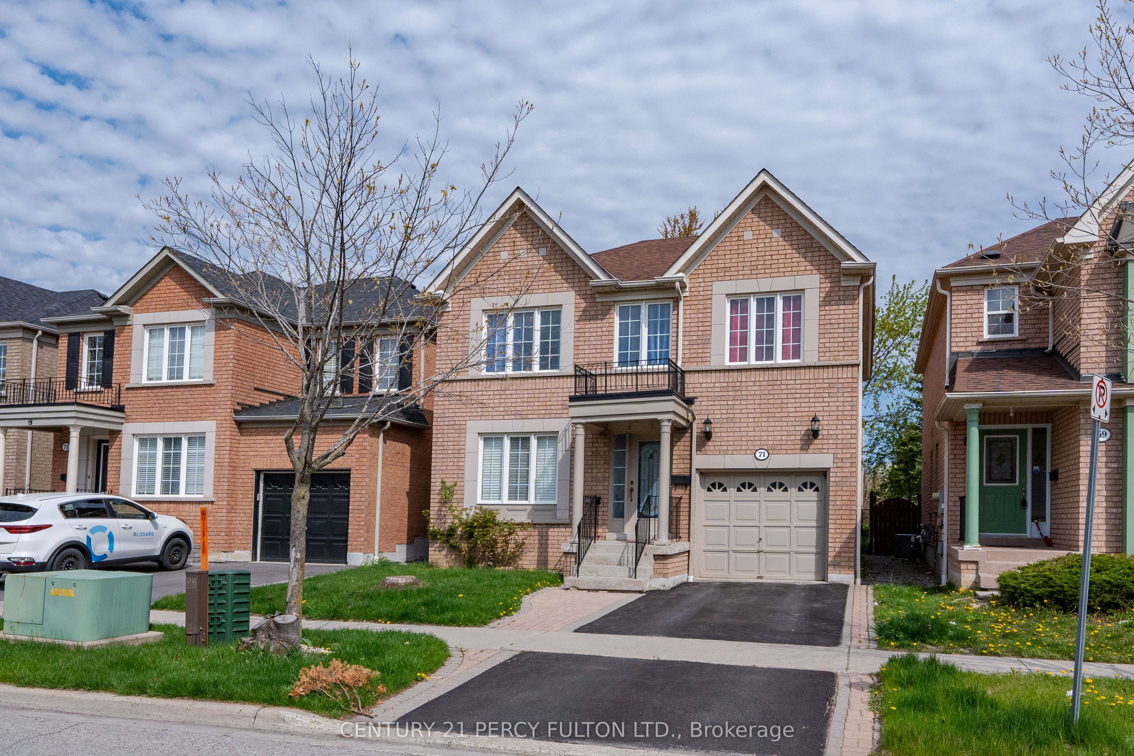 71 Armitage Crescent, Ajax, ON L1T 4K9 photo 2